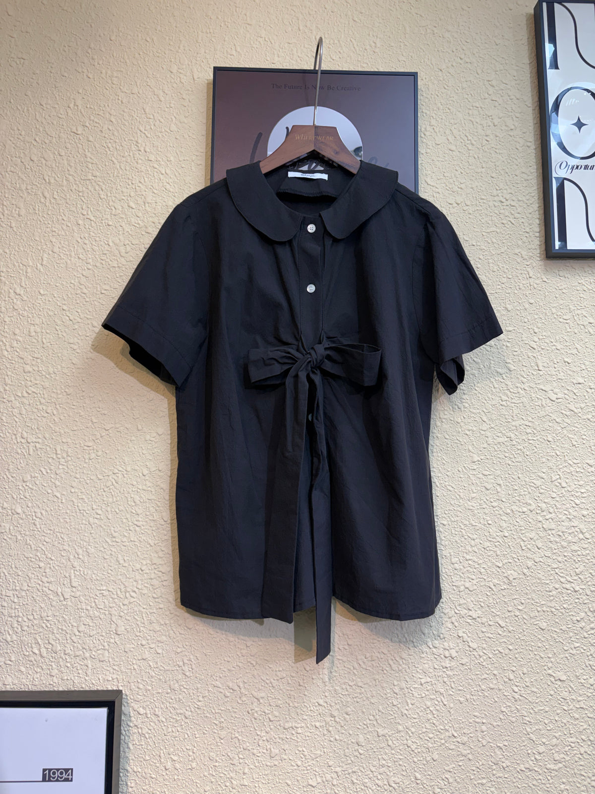 Peter Pan collared blouse