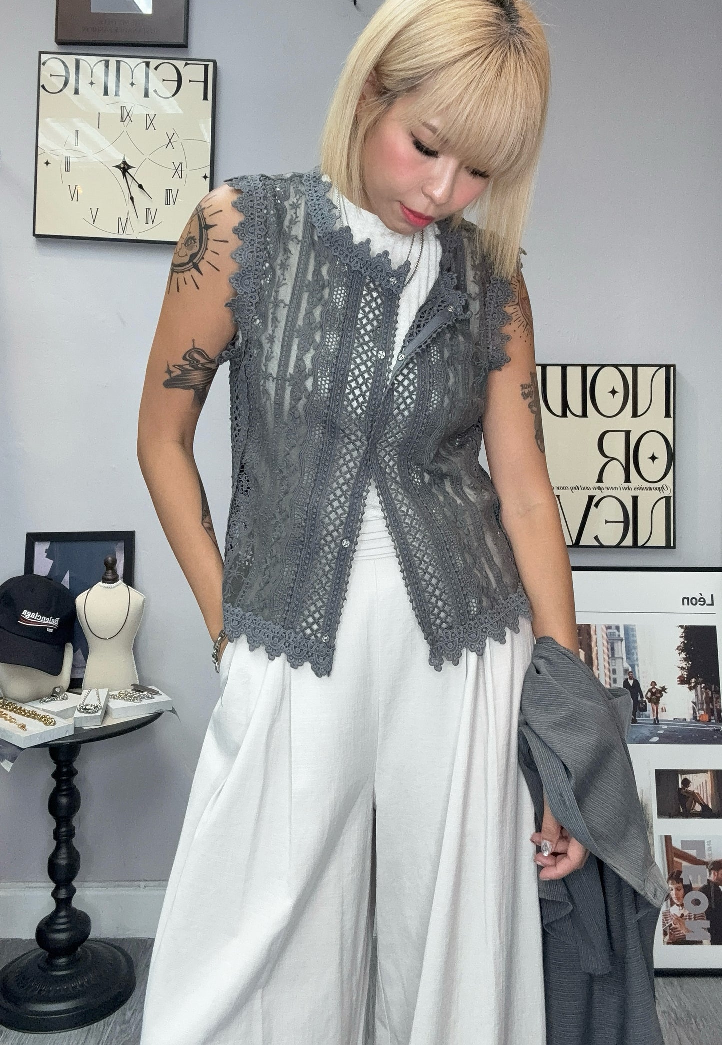 Lace vest jacket