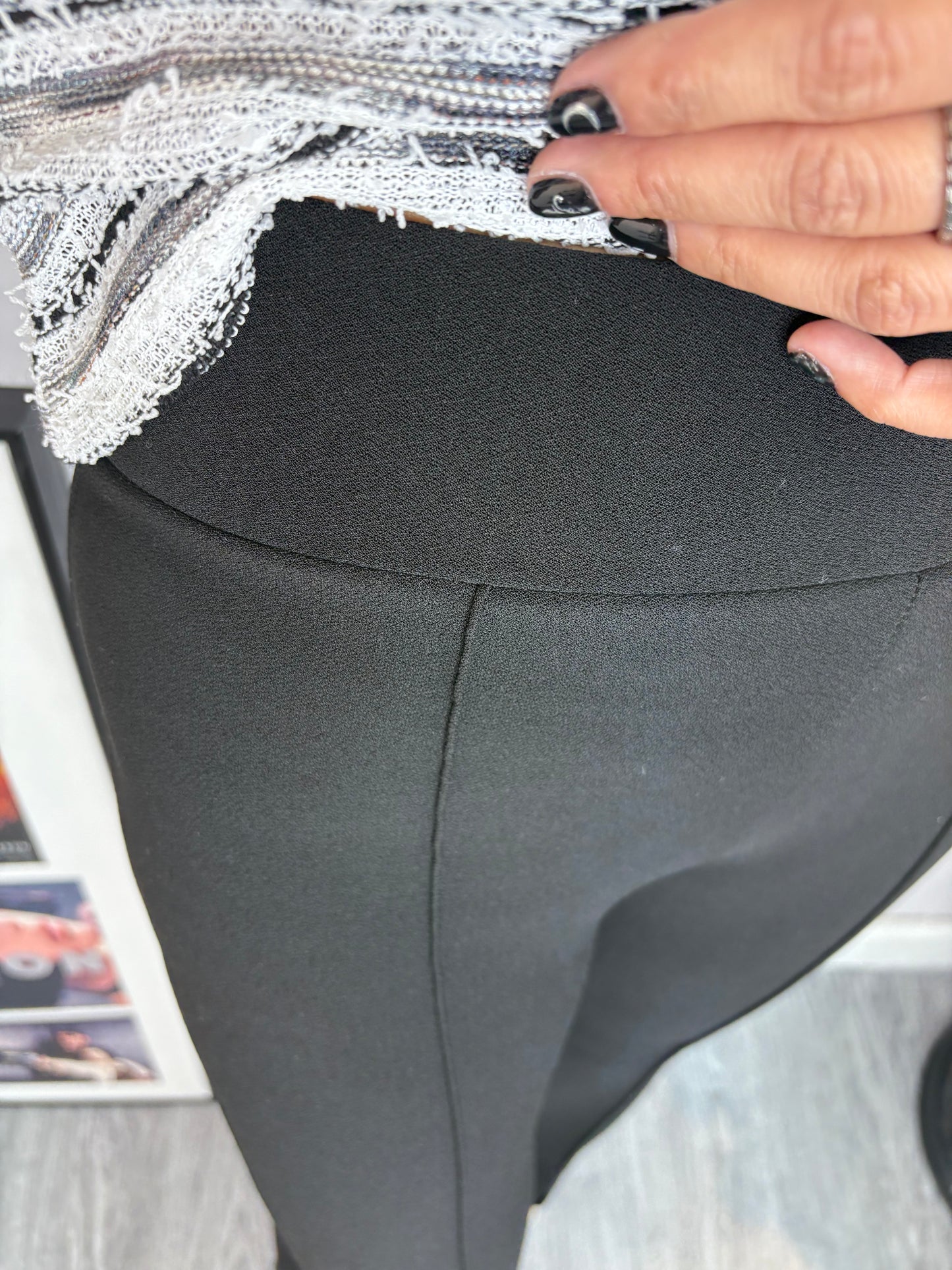 Slim pants