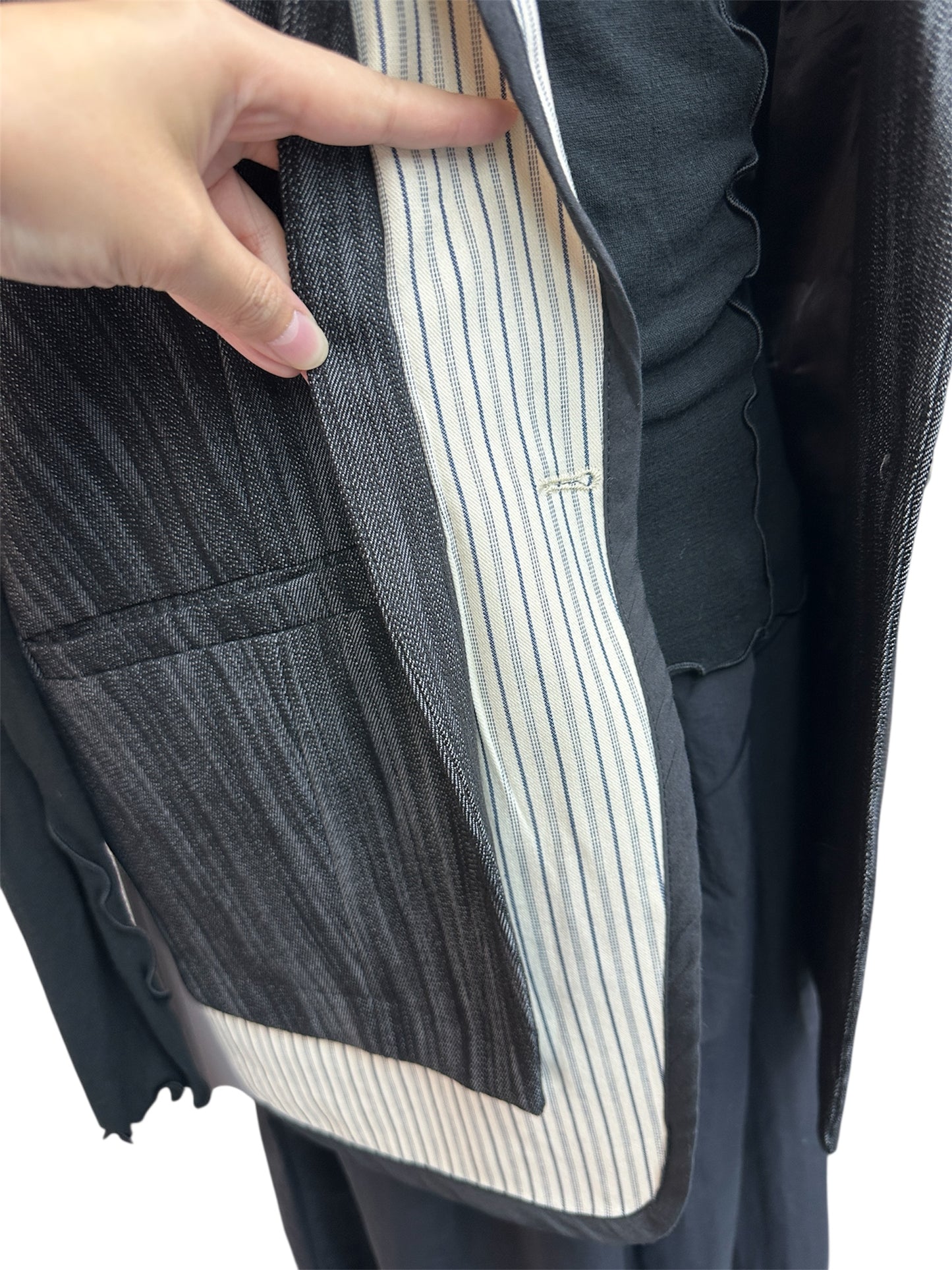 Parallel line vest blazer