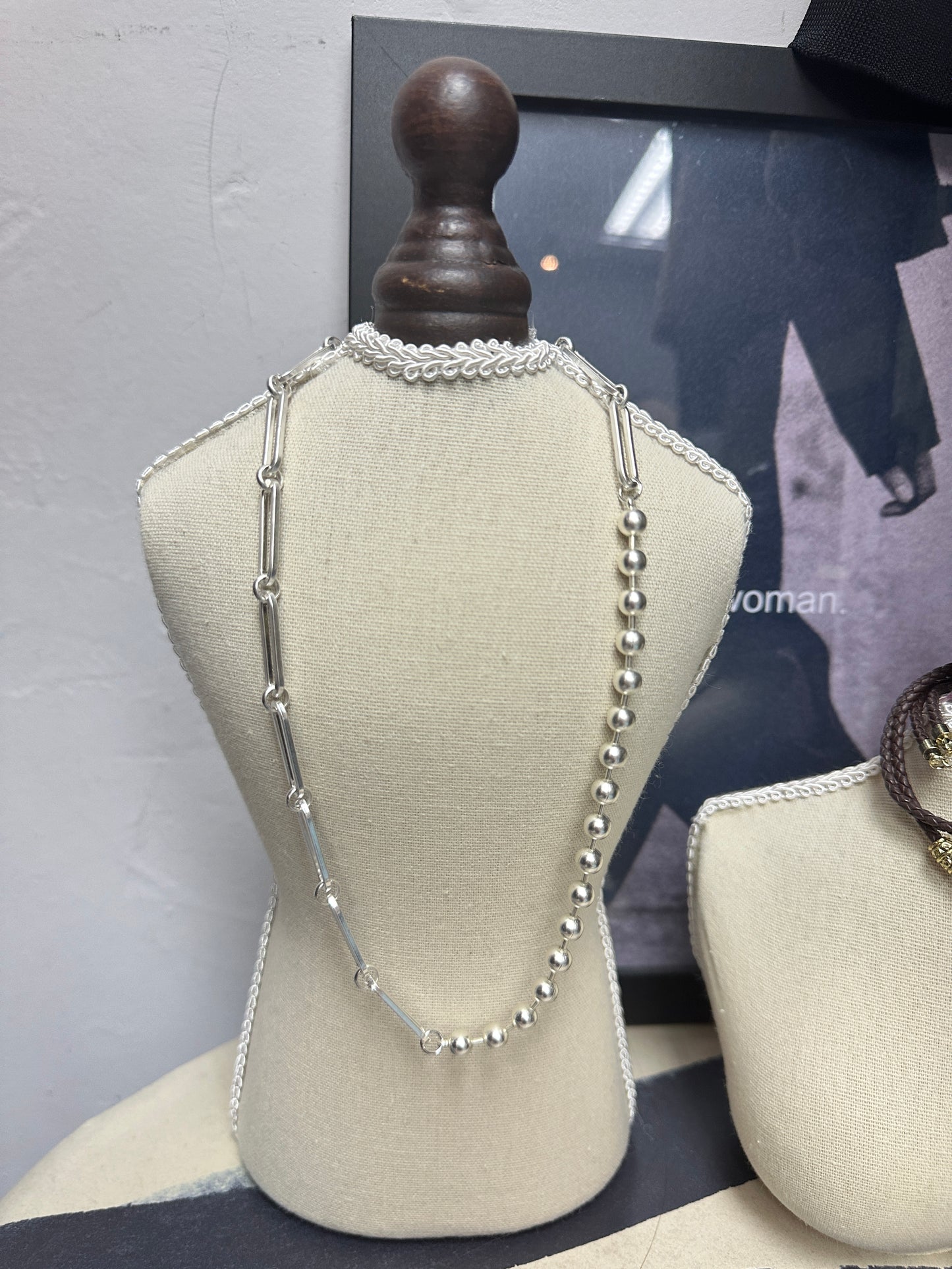 Ring buckle X bean necklace