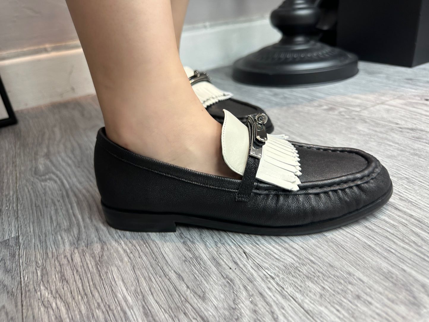 Tassel loafer