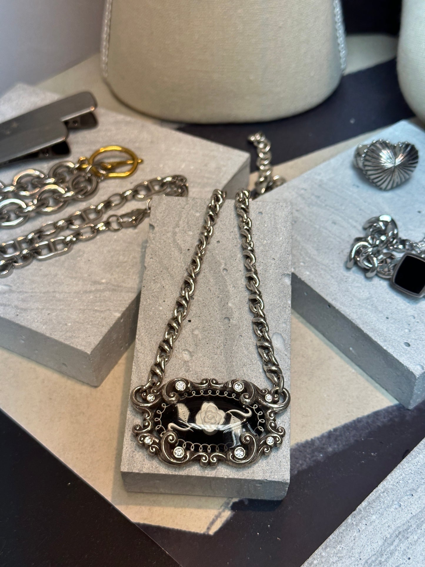 Vintage necklace (by USA)
