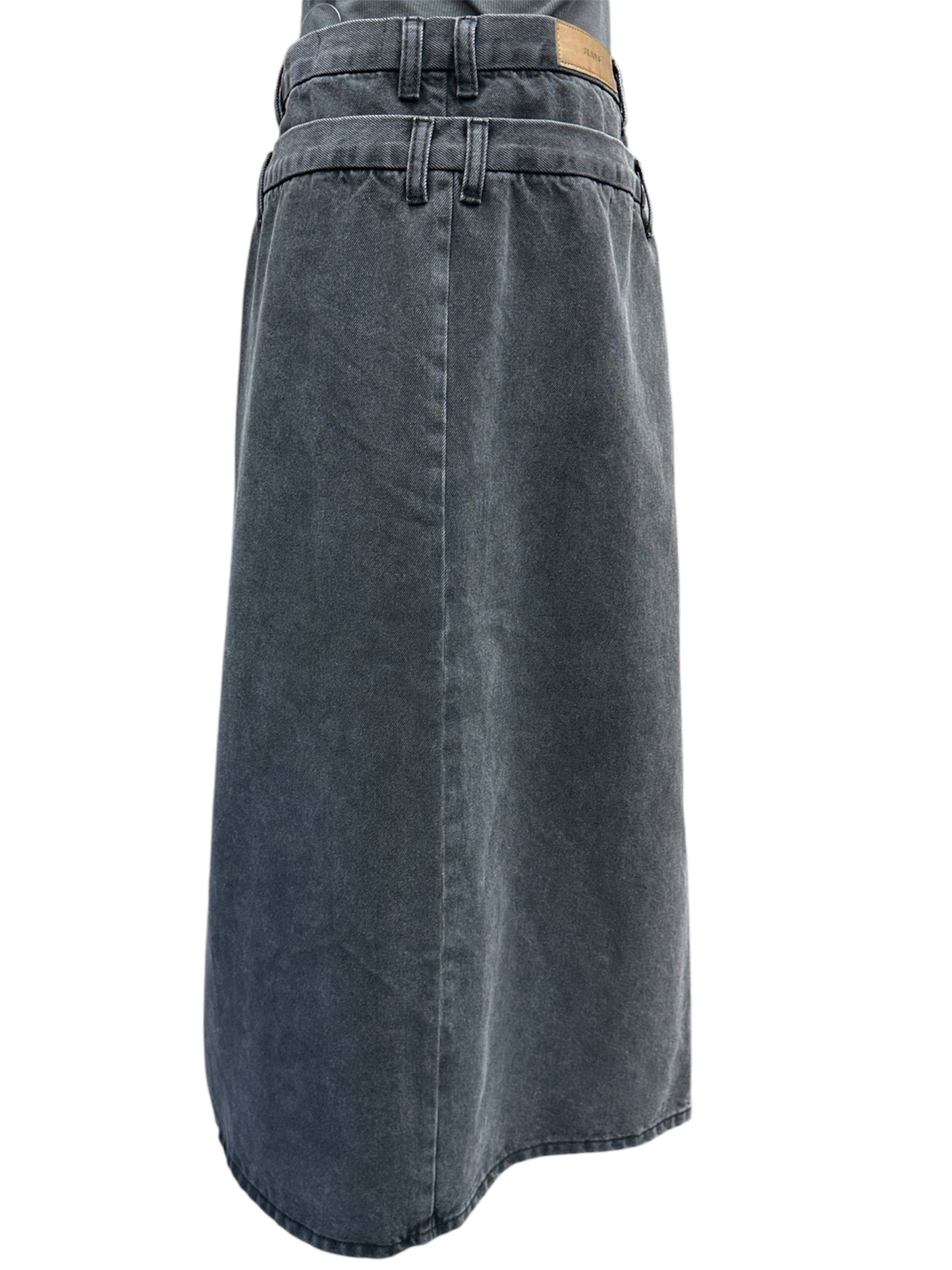 Denim zip skirt