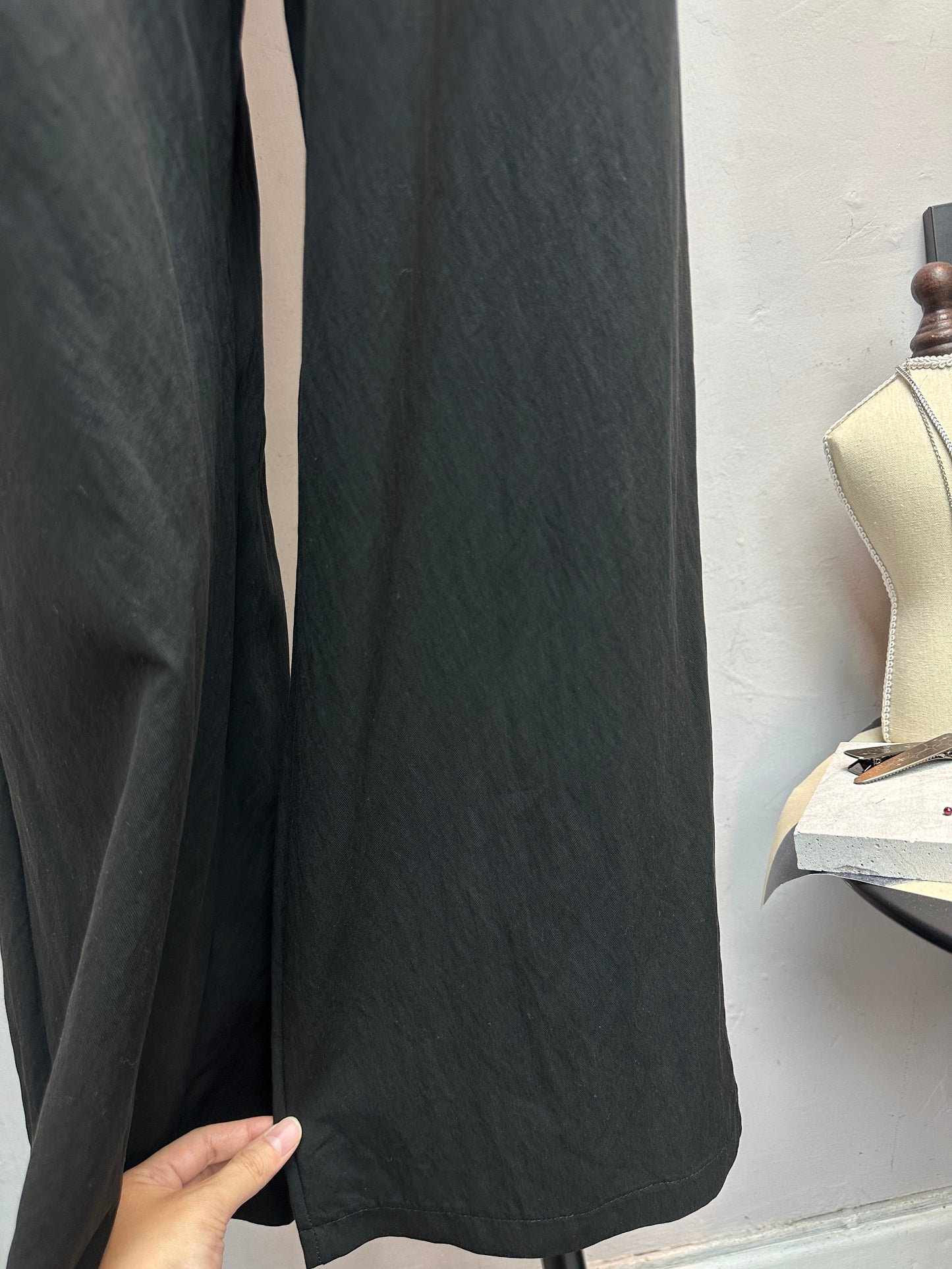 (-20% off) plain pants