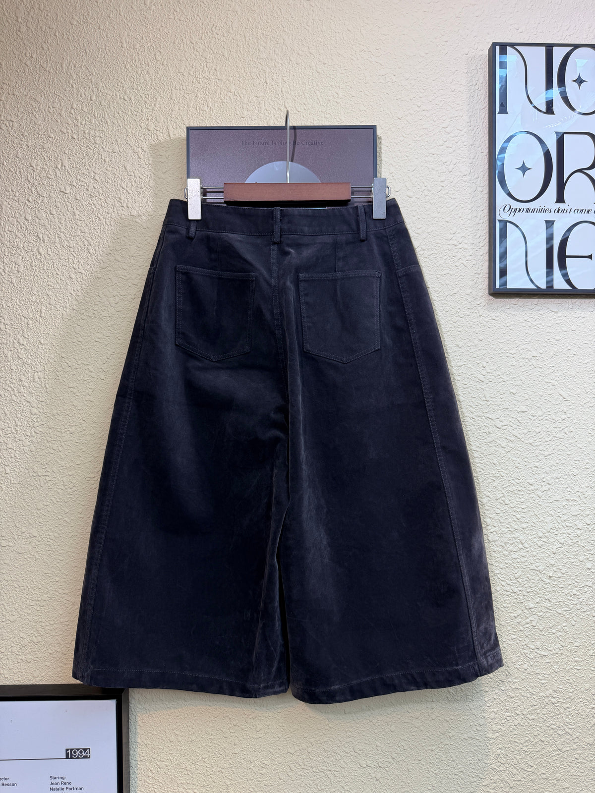 Velvet capri pants #01029