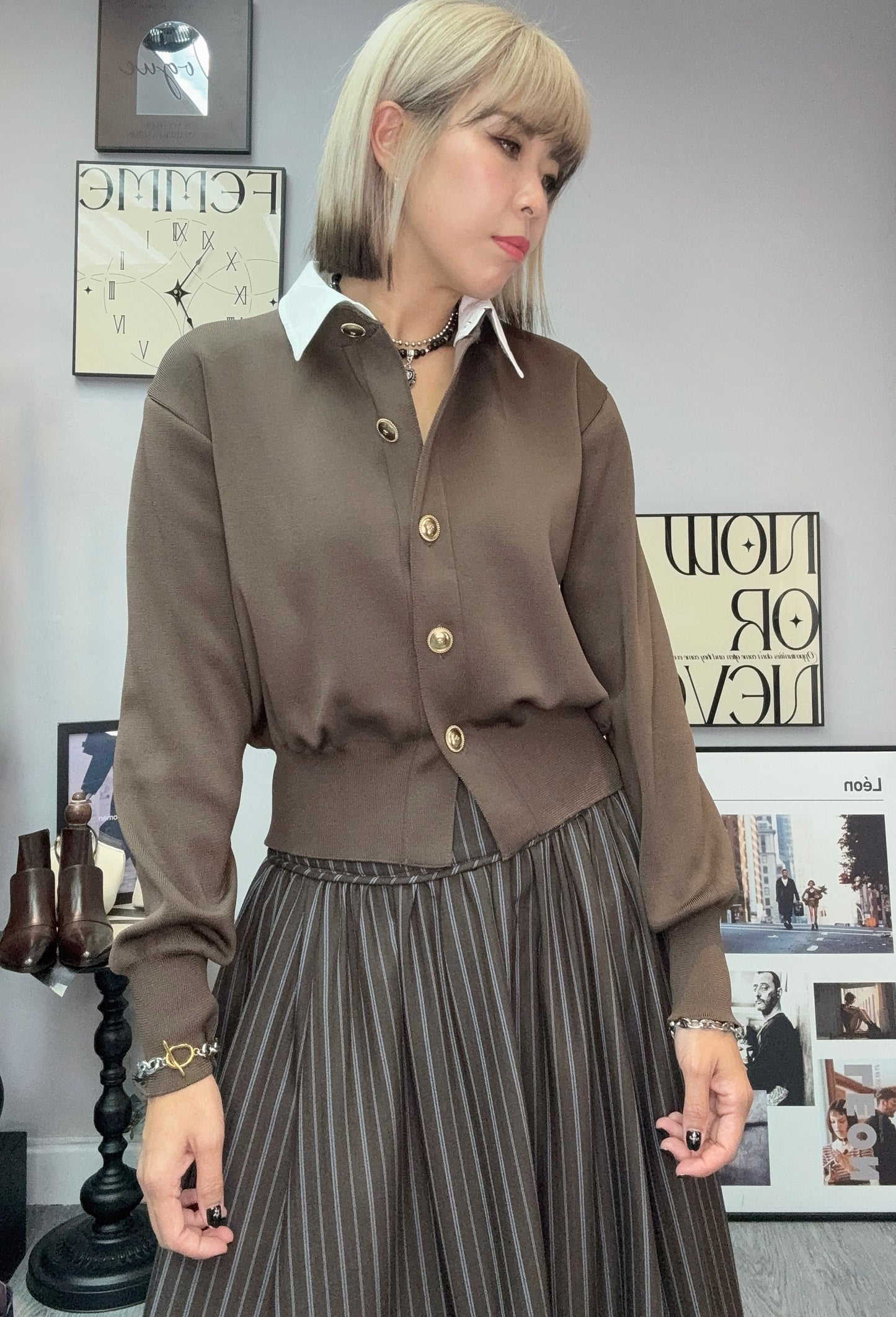 Shirt collar gold button cardigan