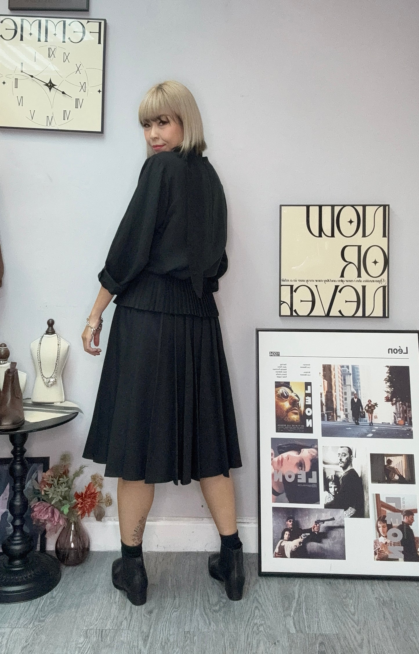 Stand tie collar blouse