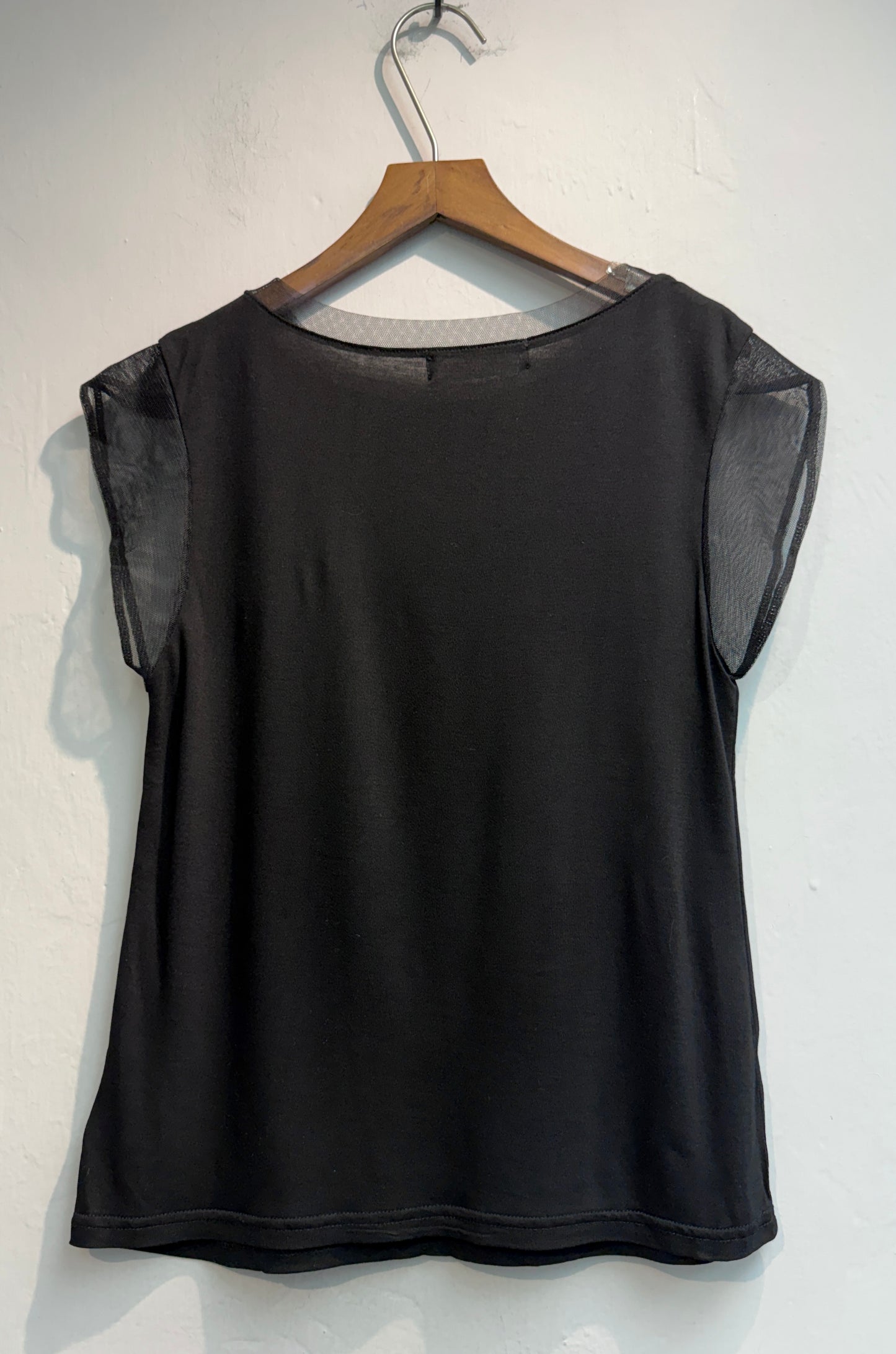 Mesh sleeveless tee #00721