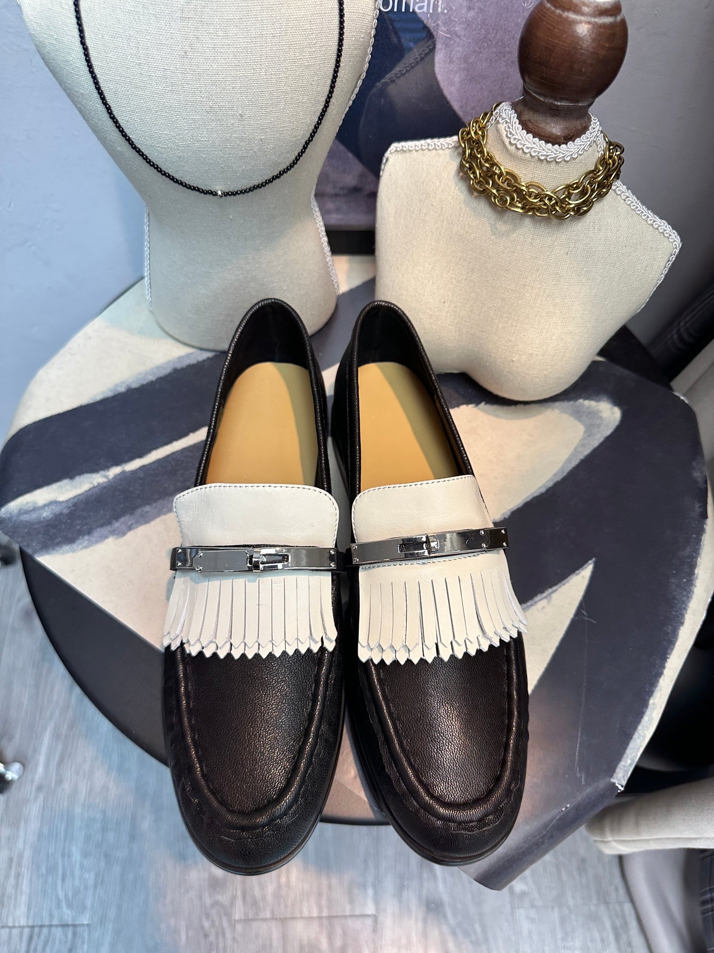 Tassel loafer