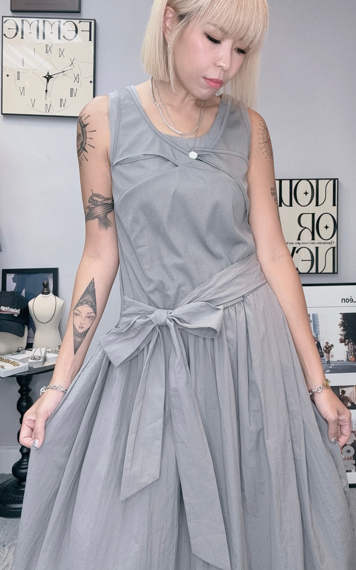 Two tone front ribbon vest dress