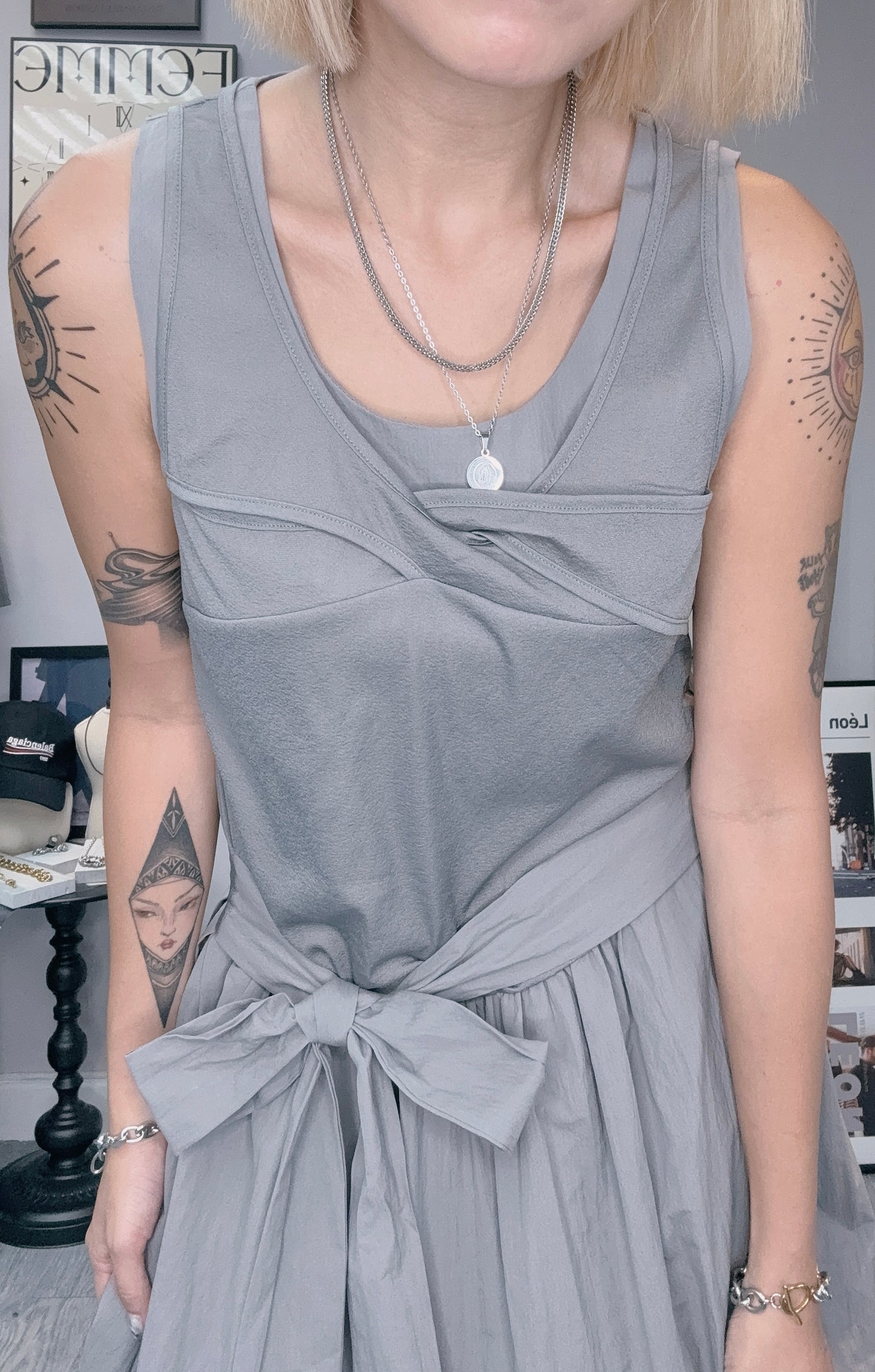 Two tone front ribbon vest dress