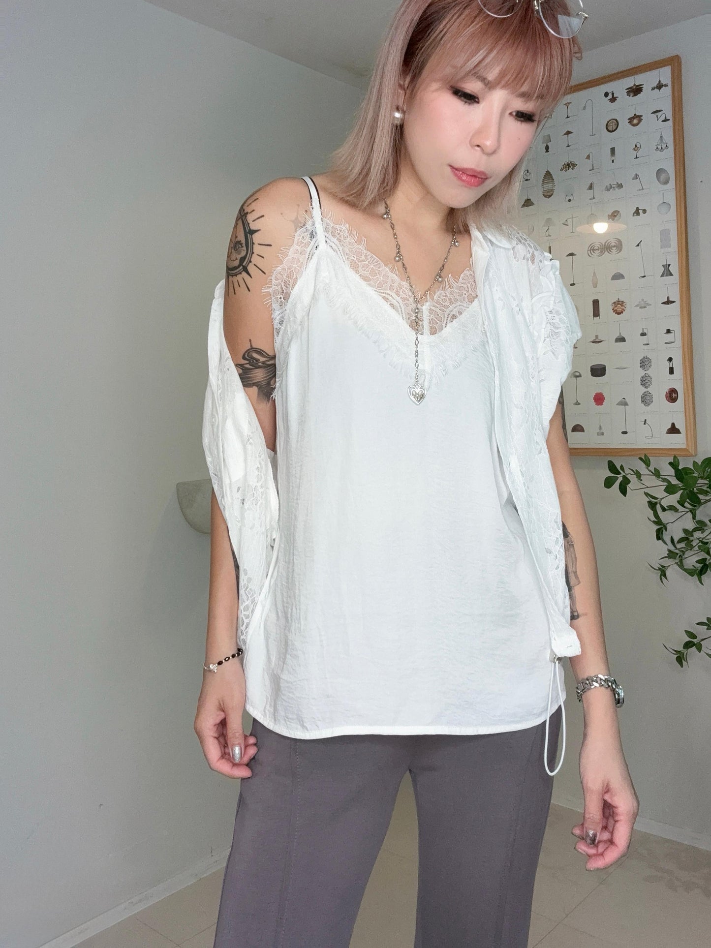 Lace trim cami #00672