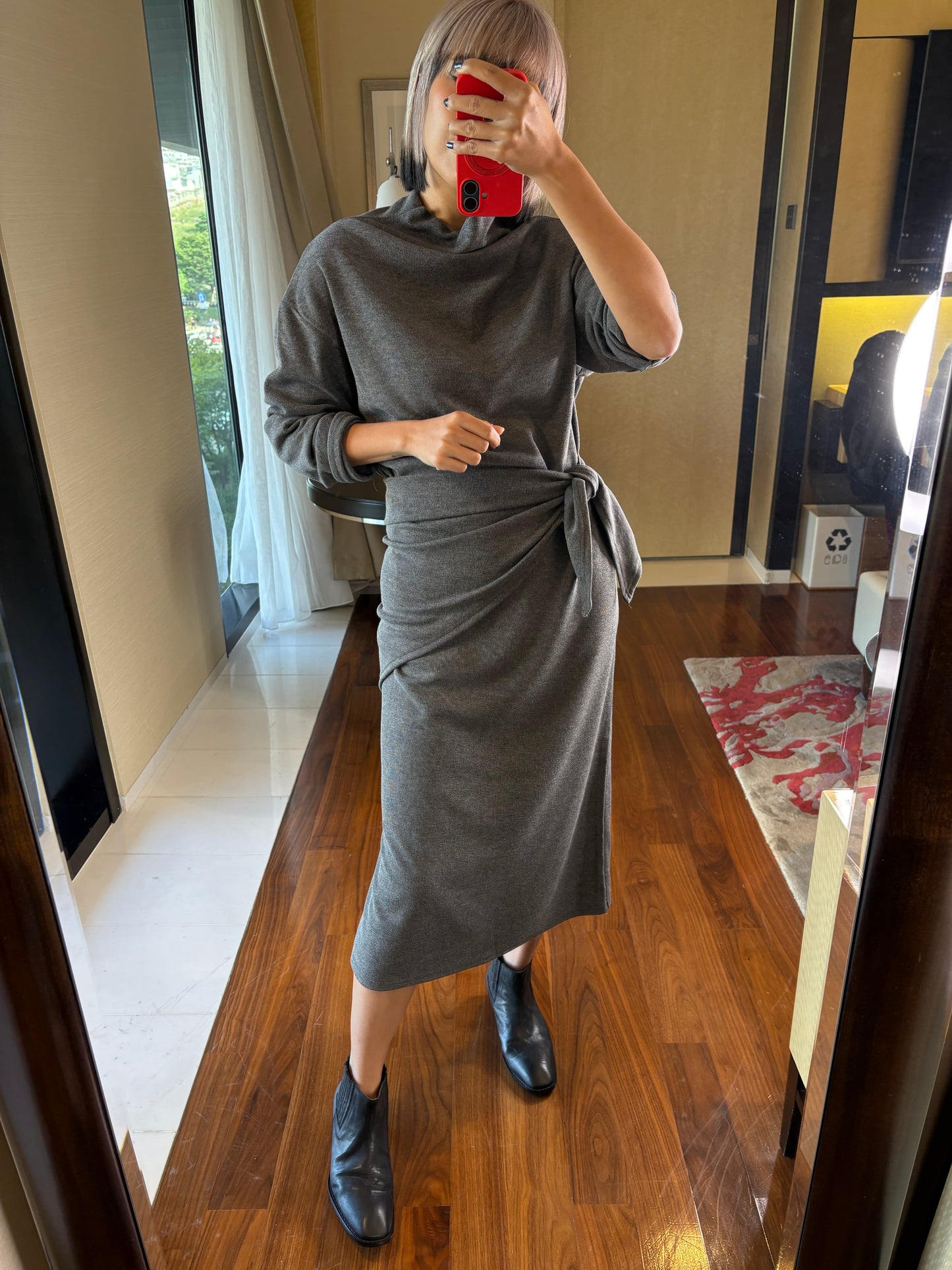 Stand collar plain one piece with scarf