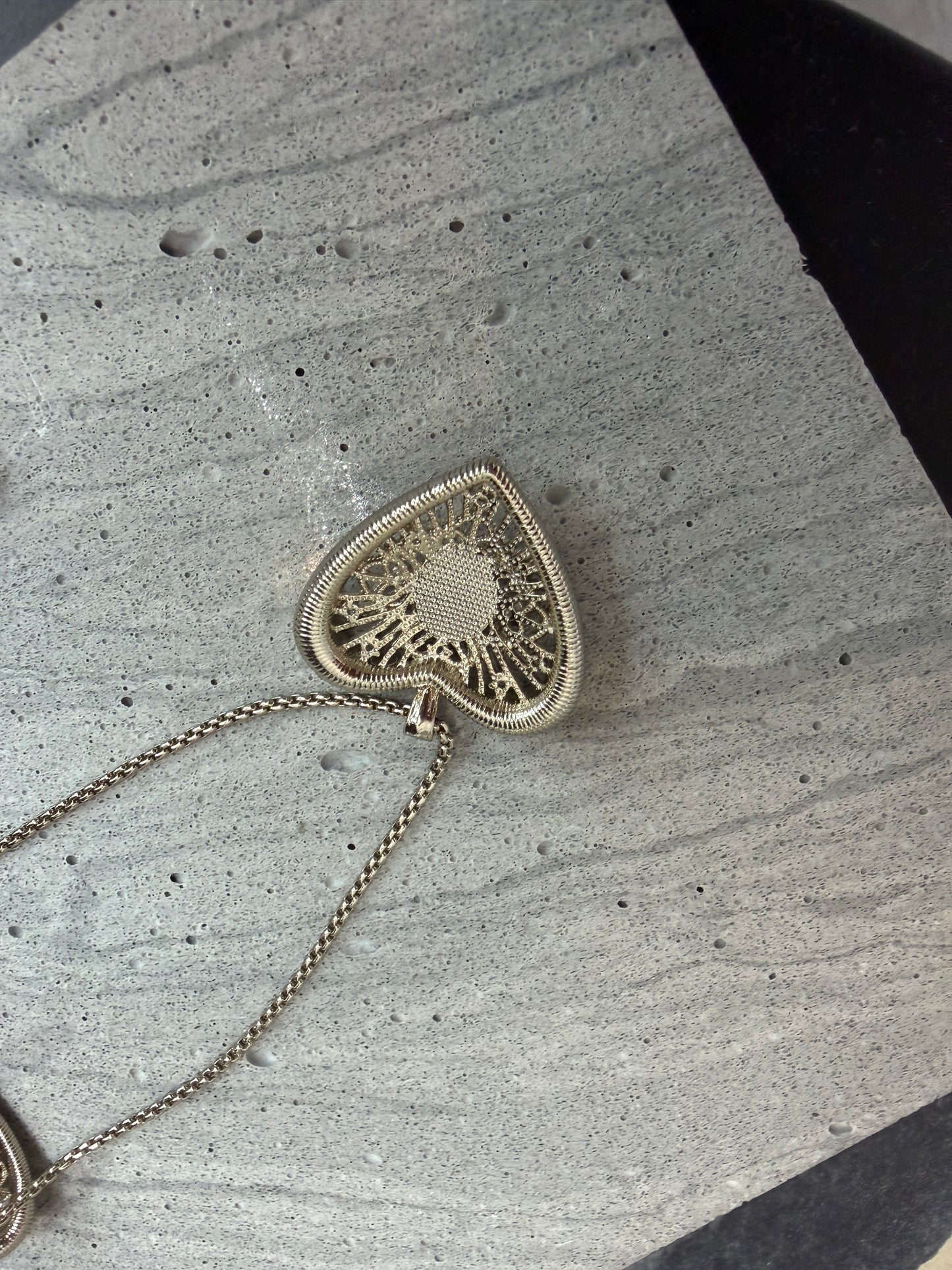Heart shape embroidery long necklace