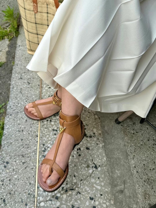 (40% off )leather Sandals