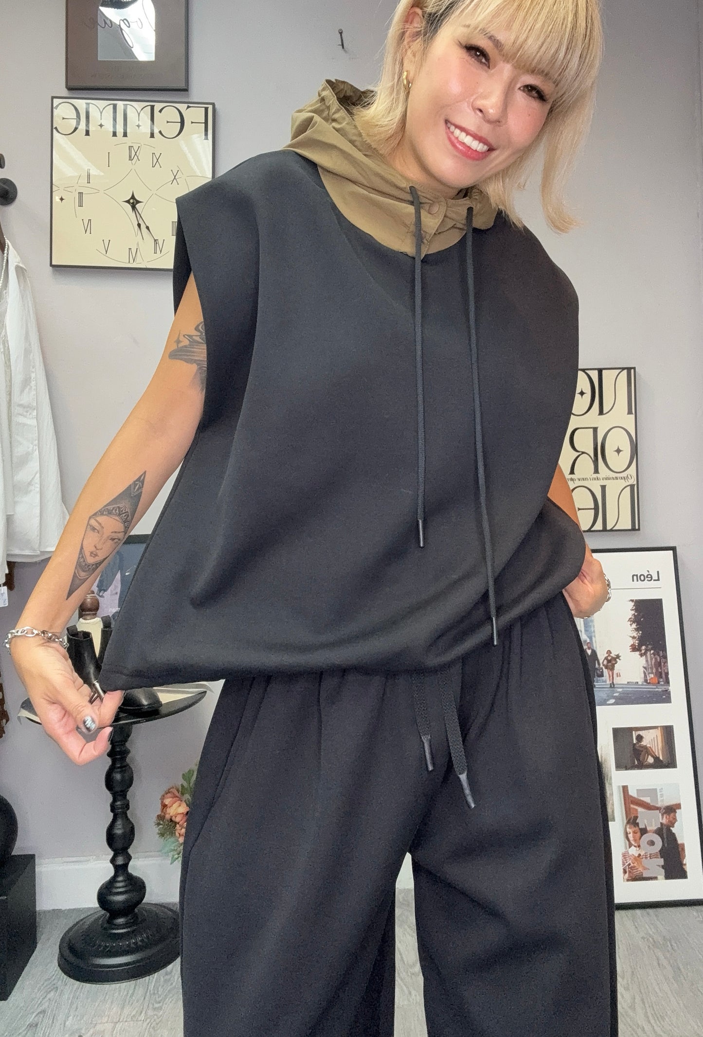 Two tone vest hoodie