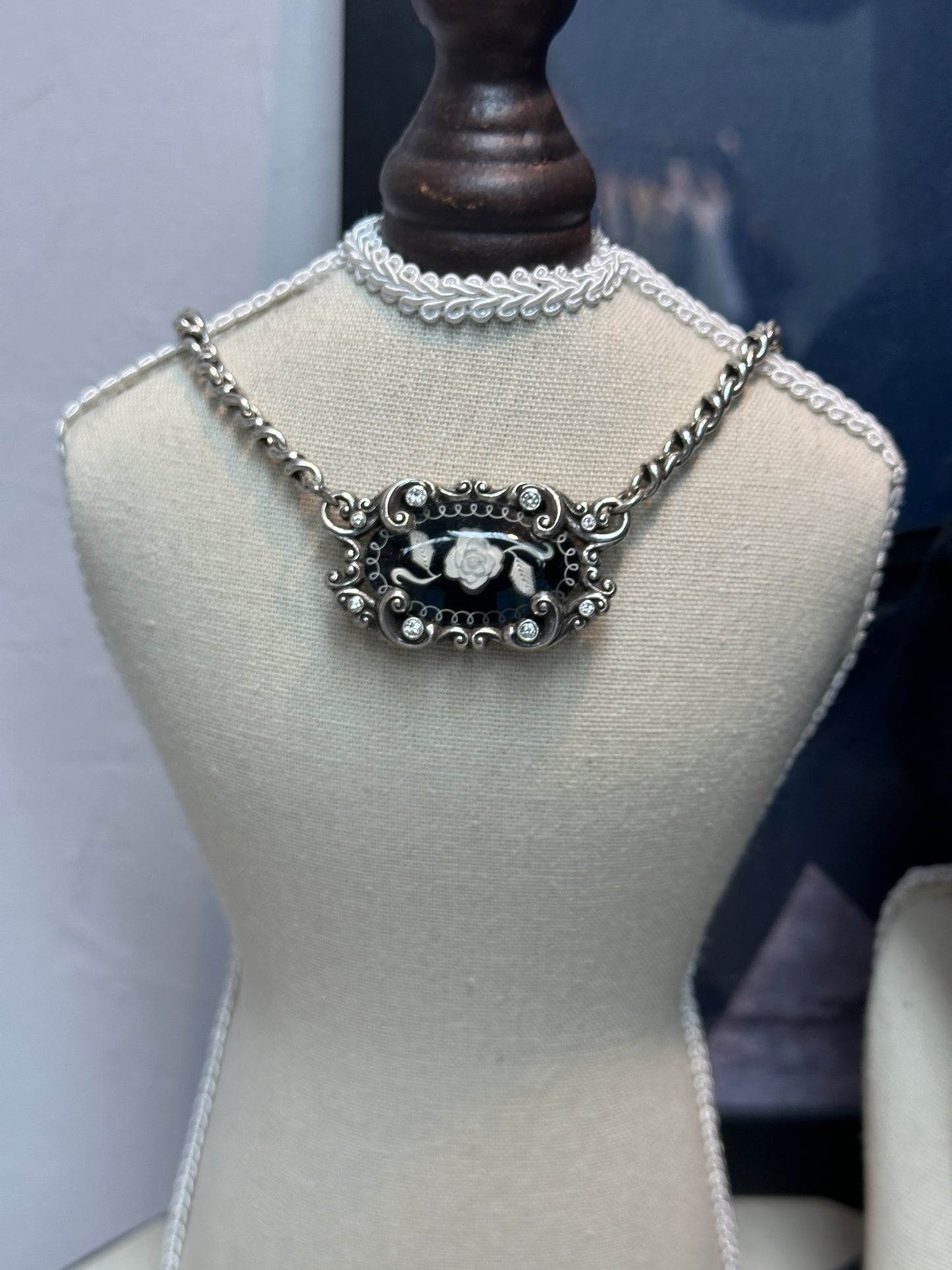 Vintage necklace (by USA)