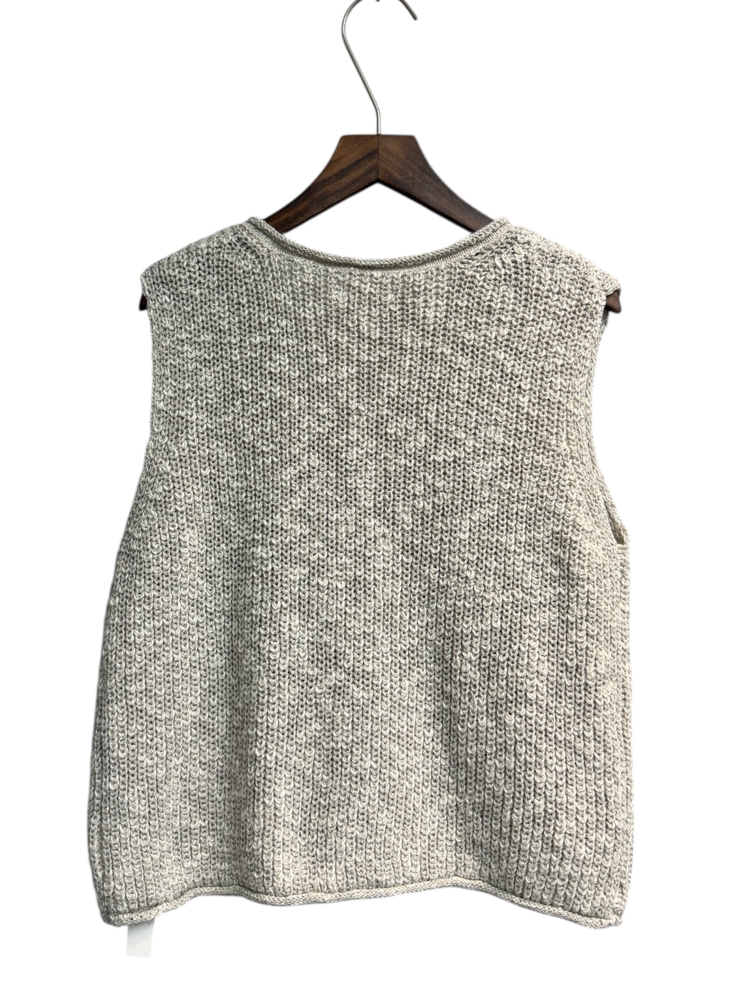 Round neck knit vest