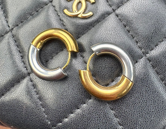 Silver and gold earrings (design by Japan)