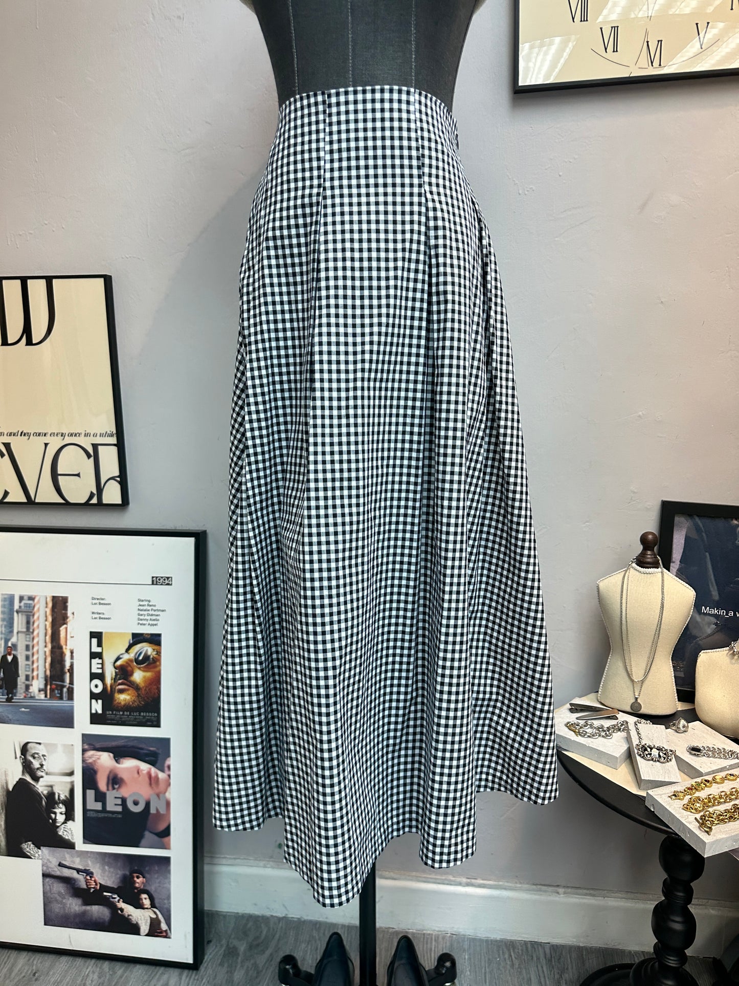 Checked pleated skirt