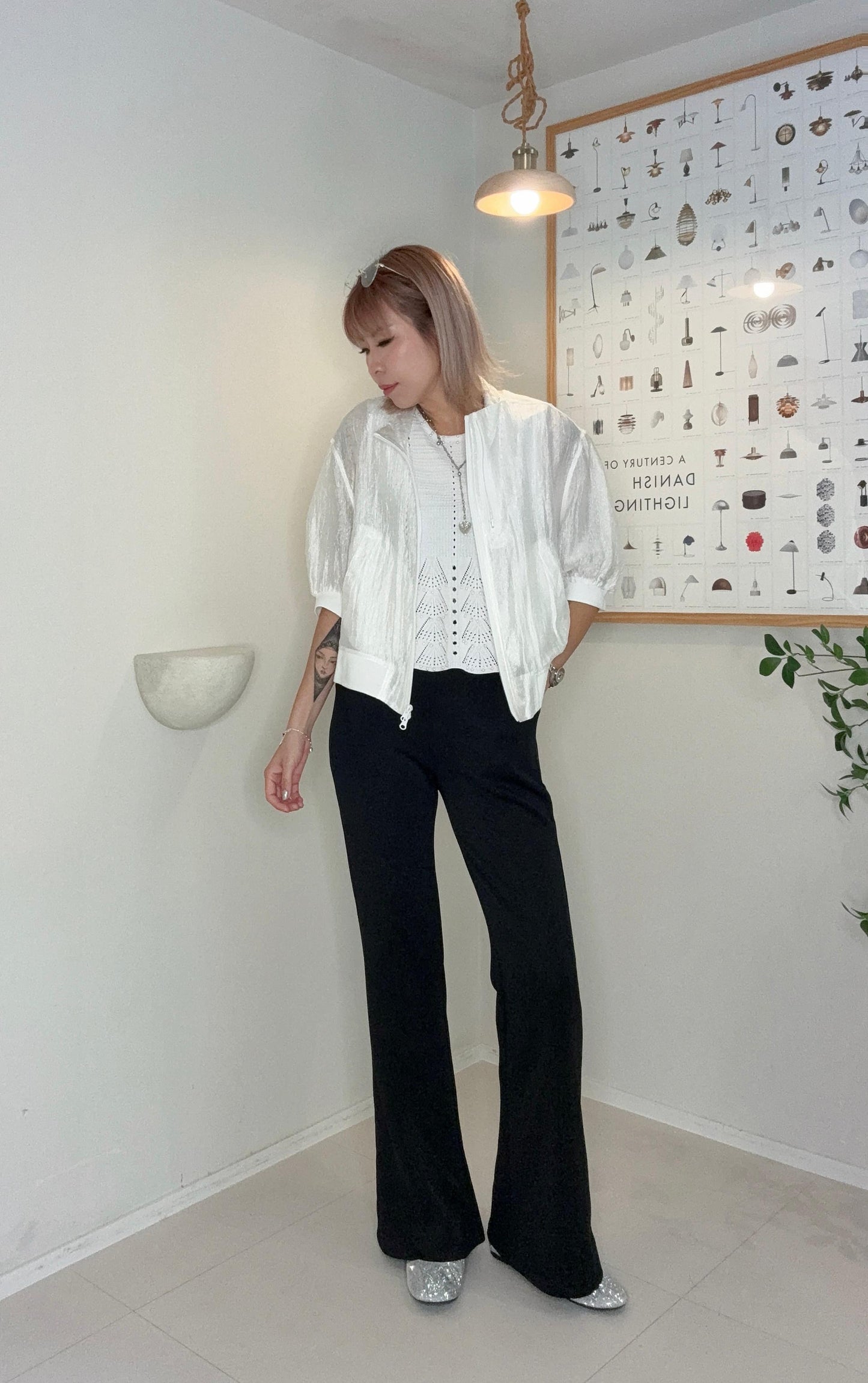 (Promotion -20%)Embossed short outer #00668