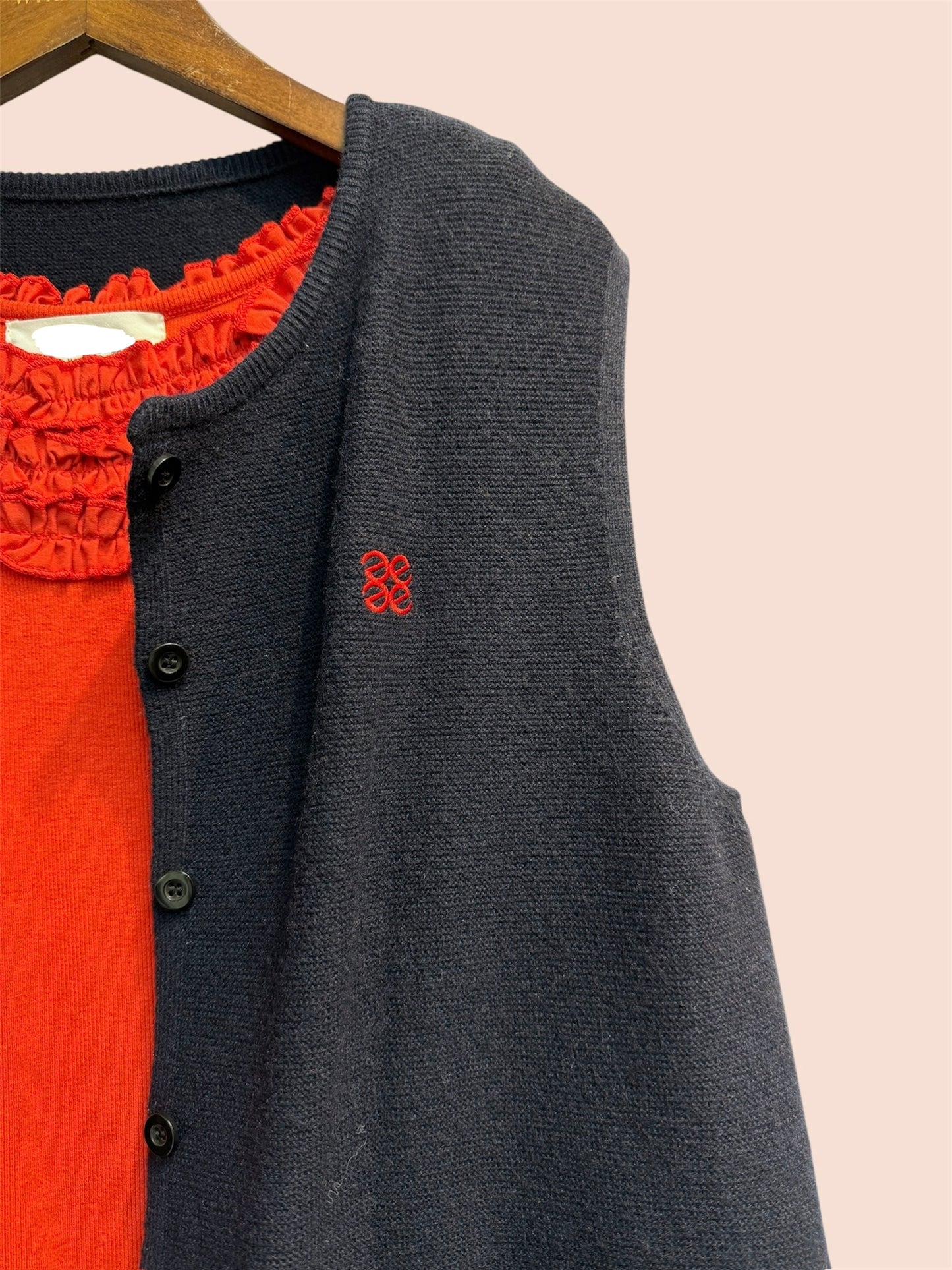 Round collar with logo knit vest cardigan #00338