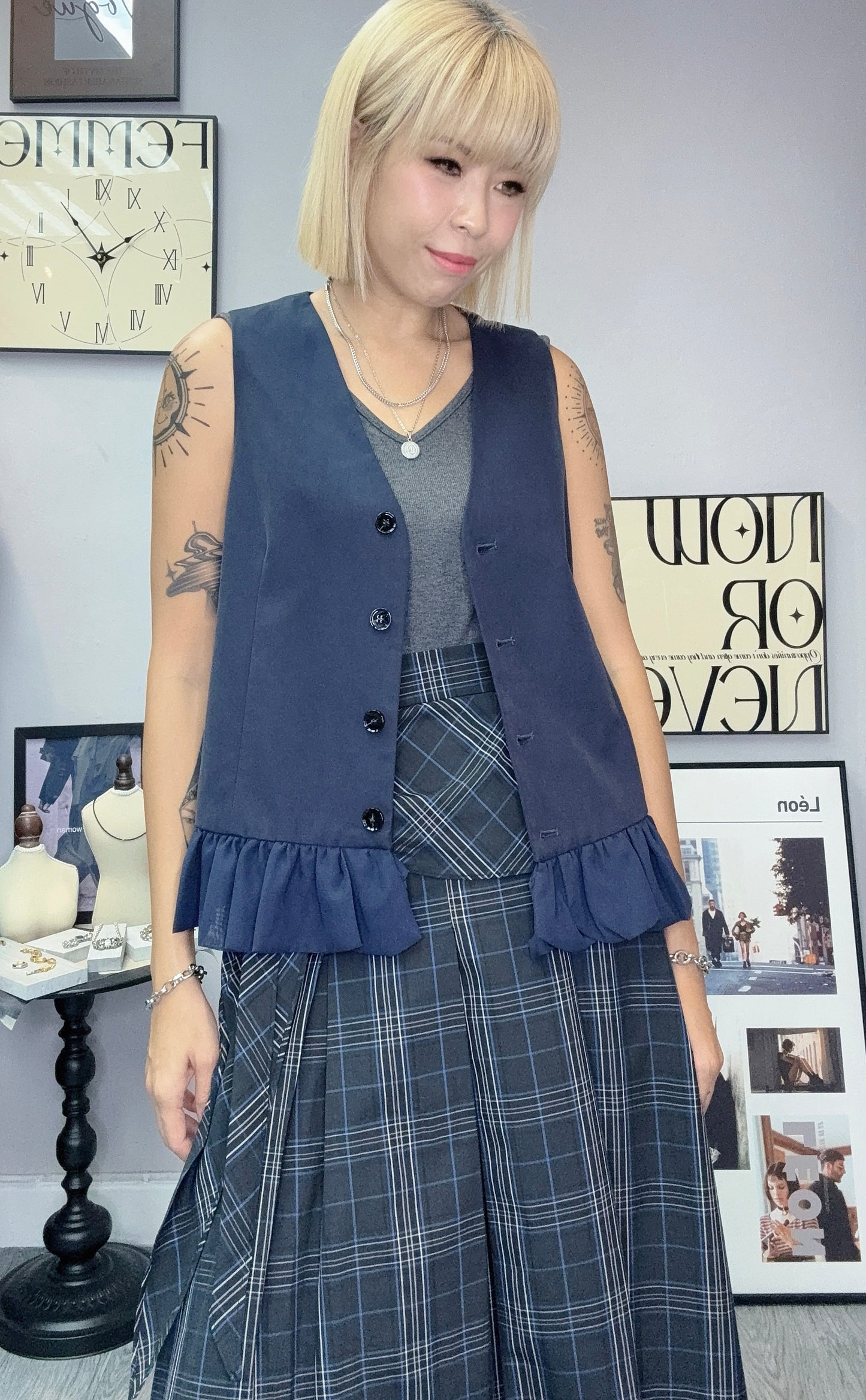 Ruff chiffon hem vest jacket