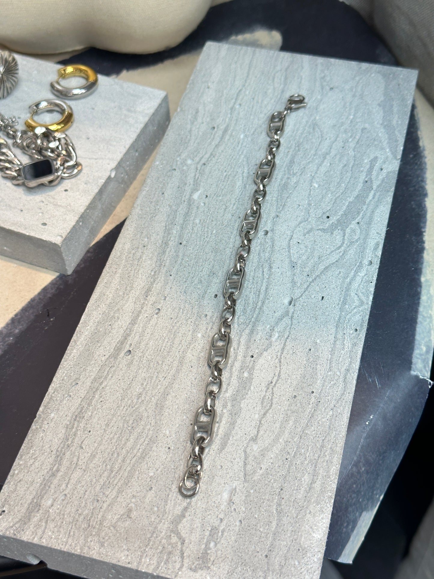 Round Anker bracelet(design by Japan)