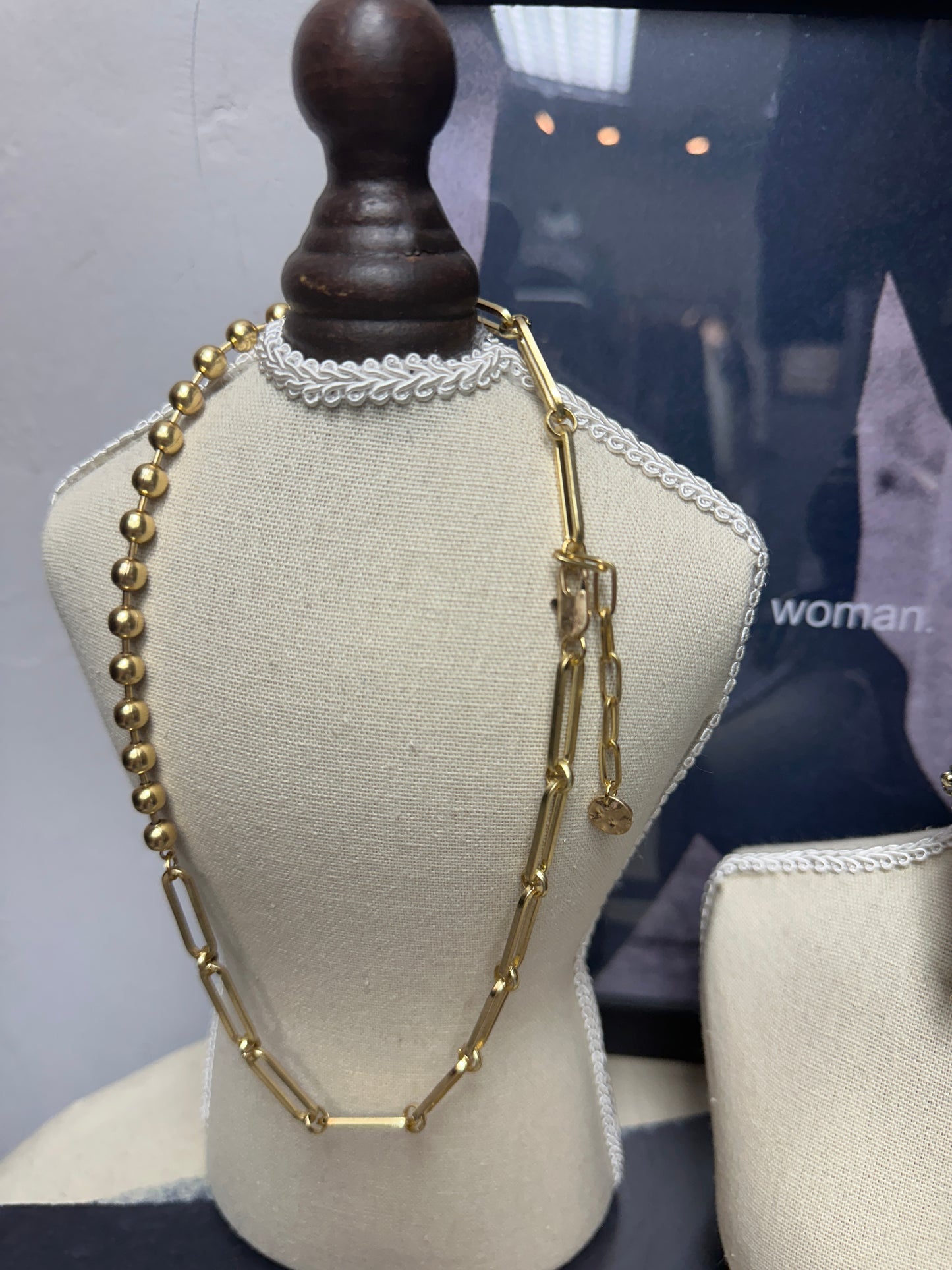 Ring buckle X bean necklace