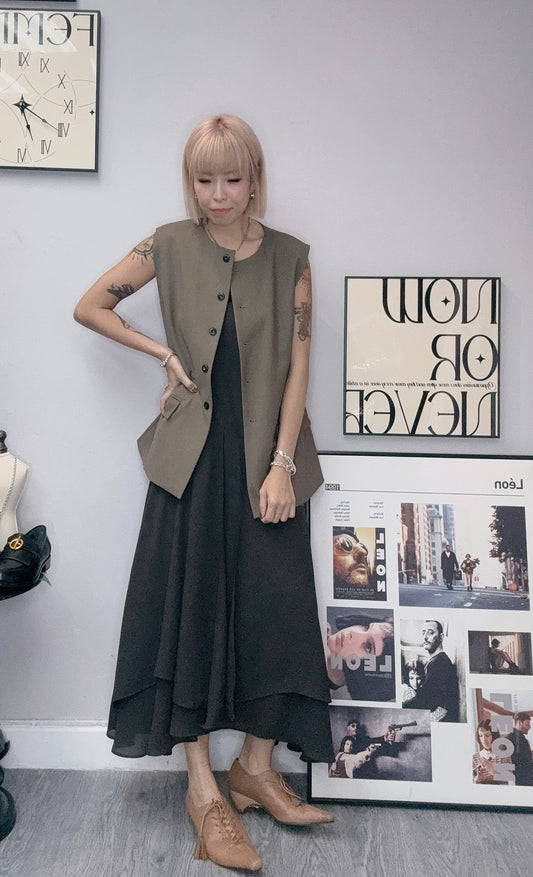 Medium length waistcoat