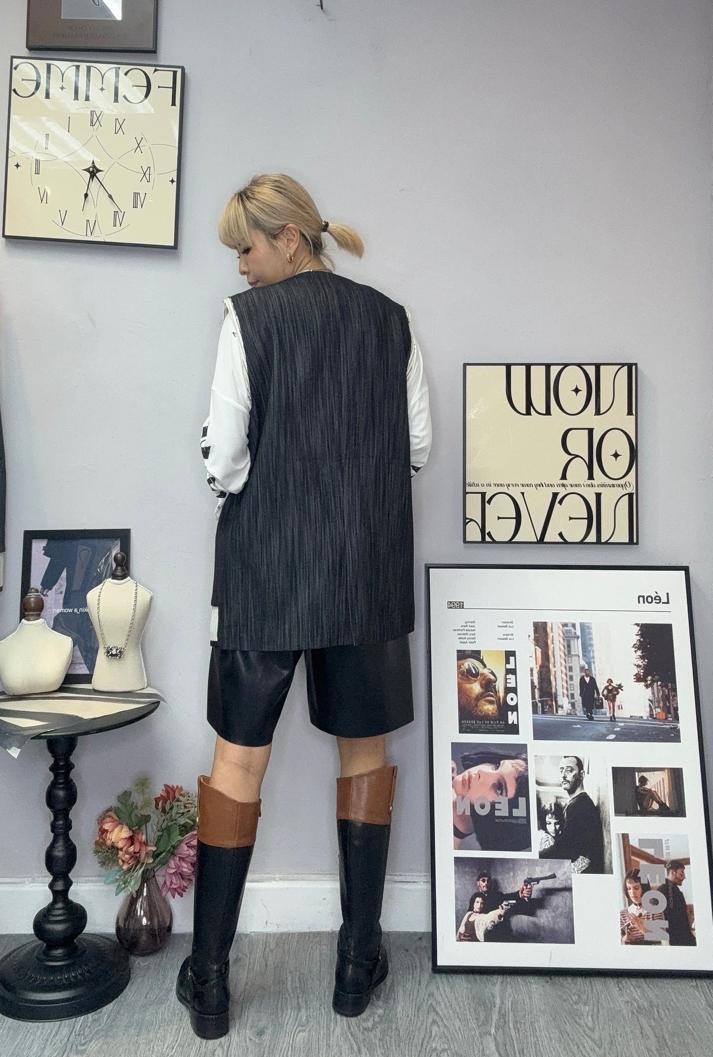 Parallel line vest blazer