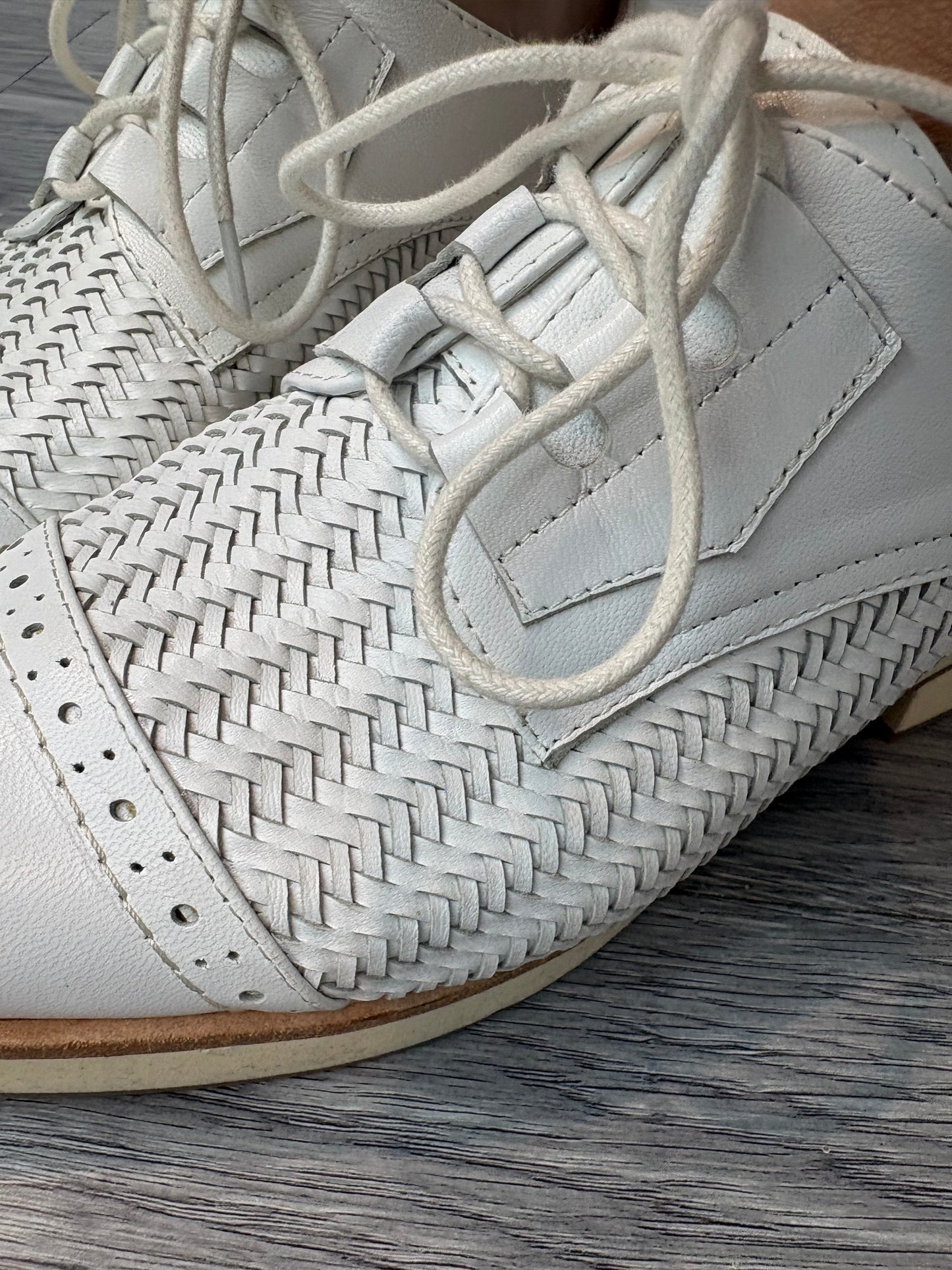 Weaving loafers