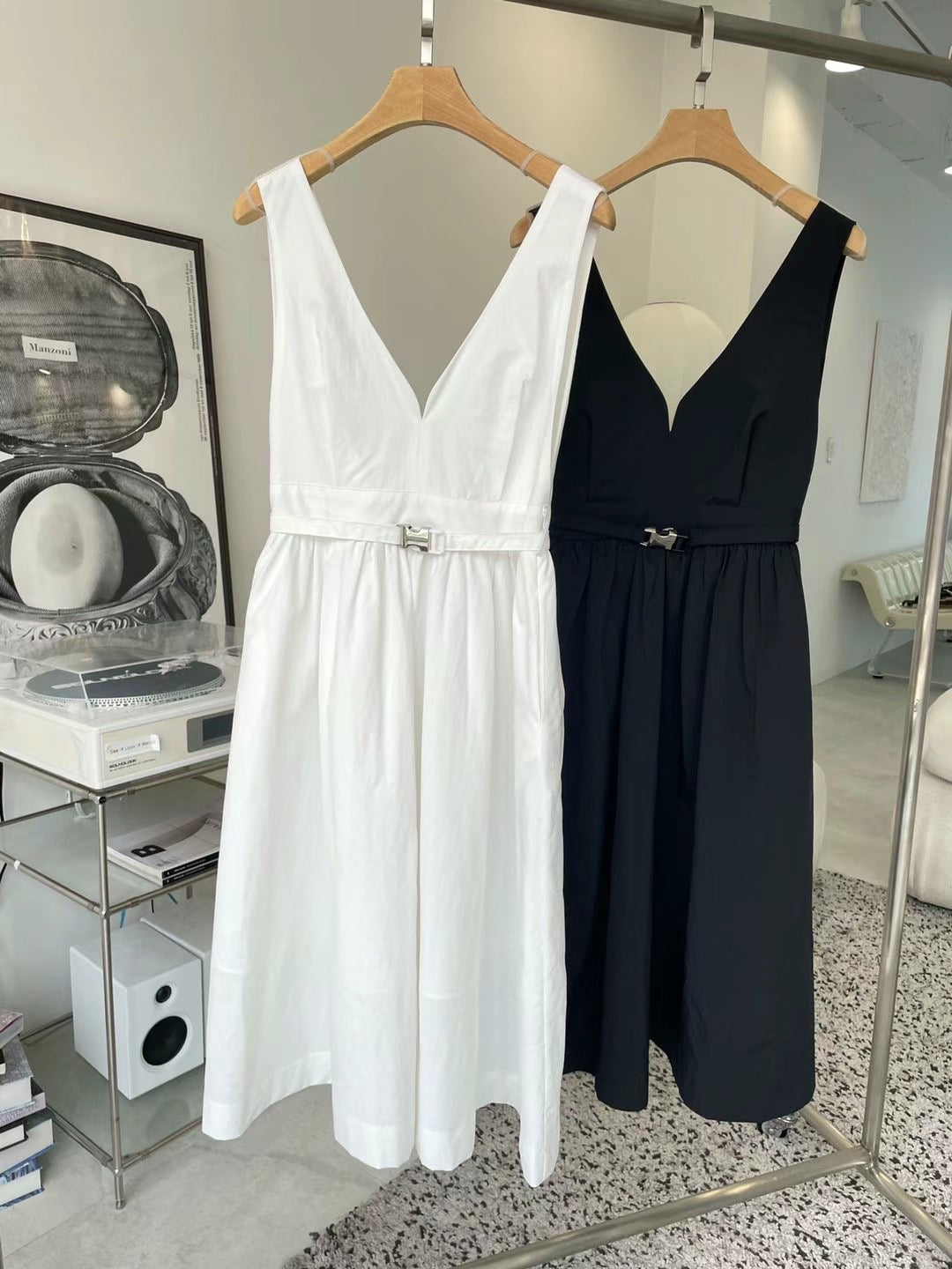 (-60%off)Belt deep V dress – Where wear
