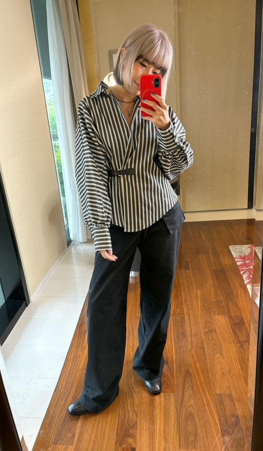 Side hook stripe shirt