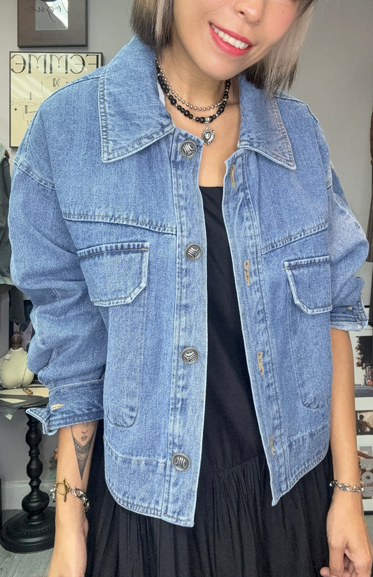 Take off collar denim jacket