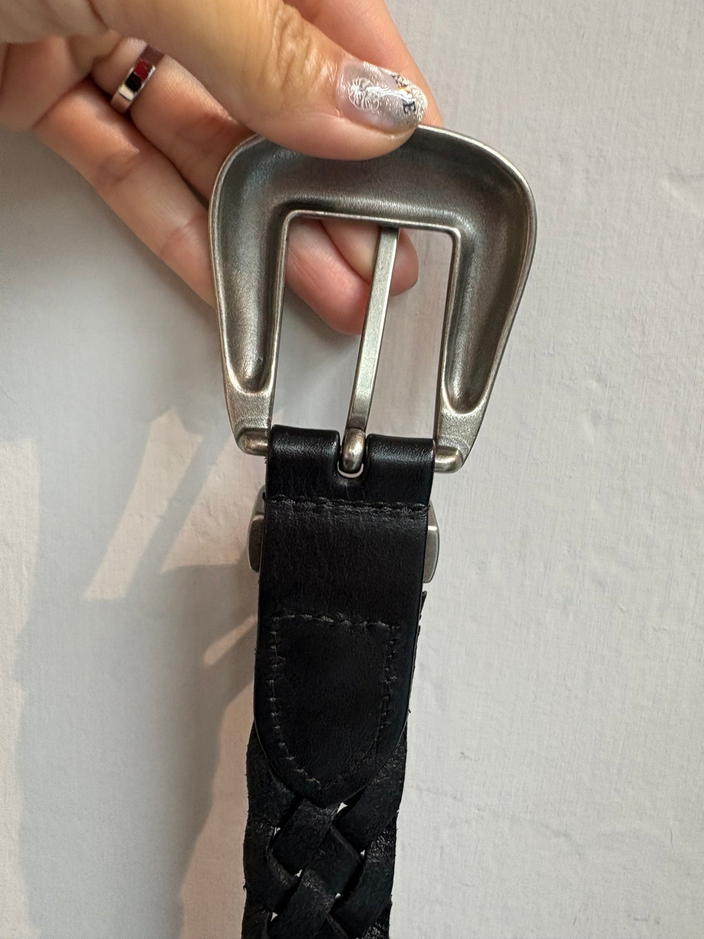 embossed buckle belt