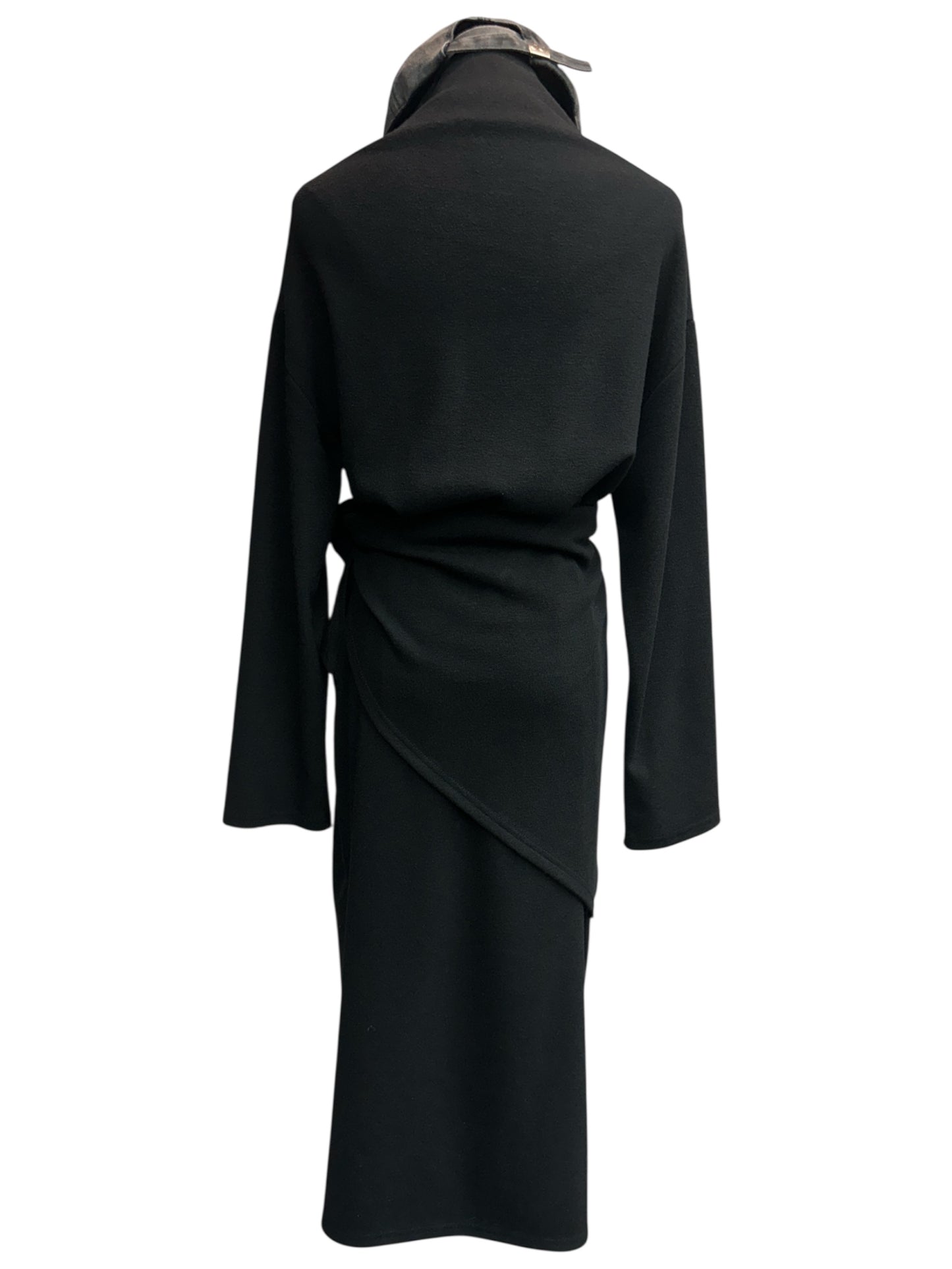 Stand collar plain one piece with scarf