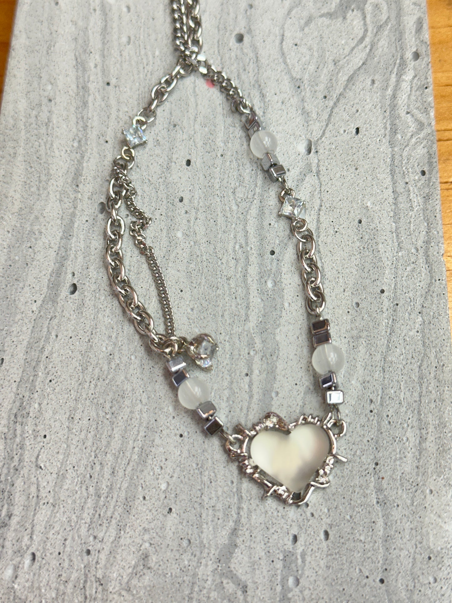 Wind heart necklace