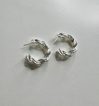 Twist earrings