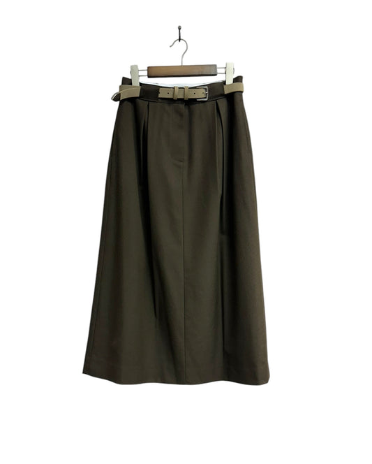 Pencil skirt  (not included belt)