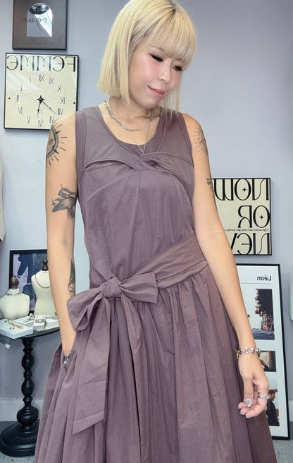 Two tone front ribbon vest dress