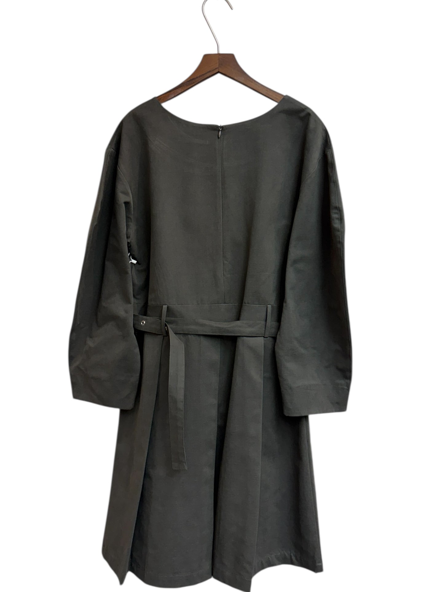 Plain 3D sleeves short dress