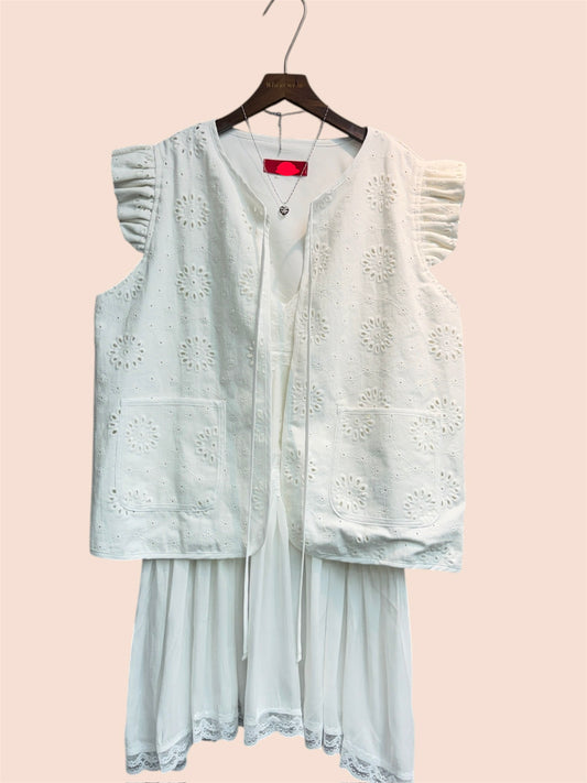 Embroidery ruffle sleeves vest outer #00477