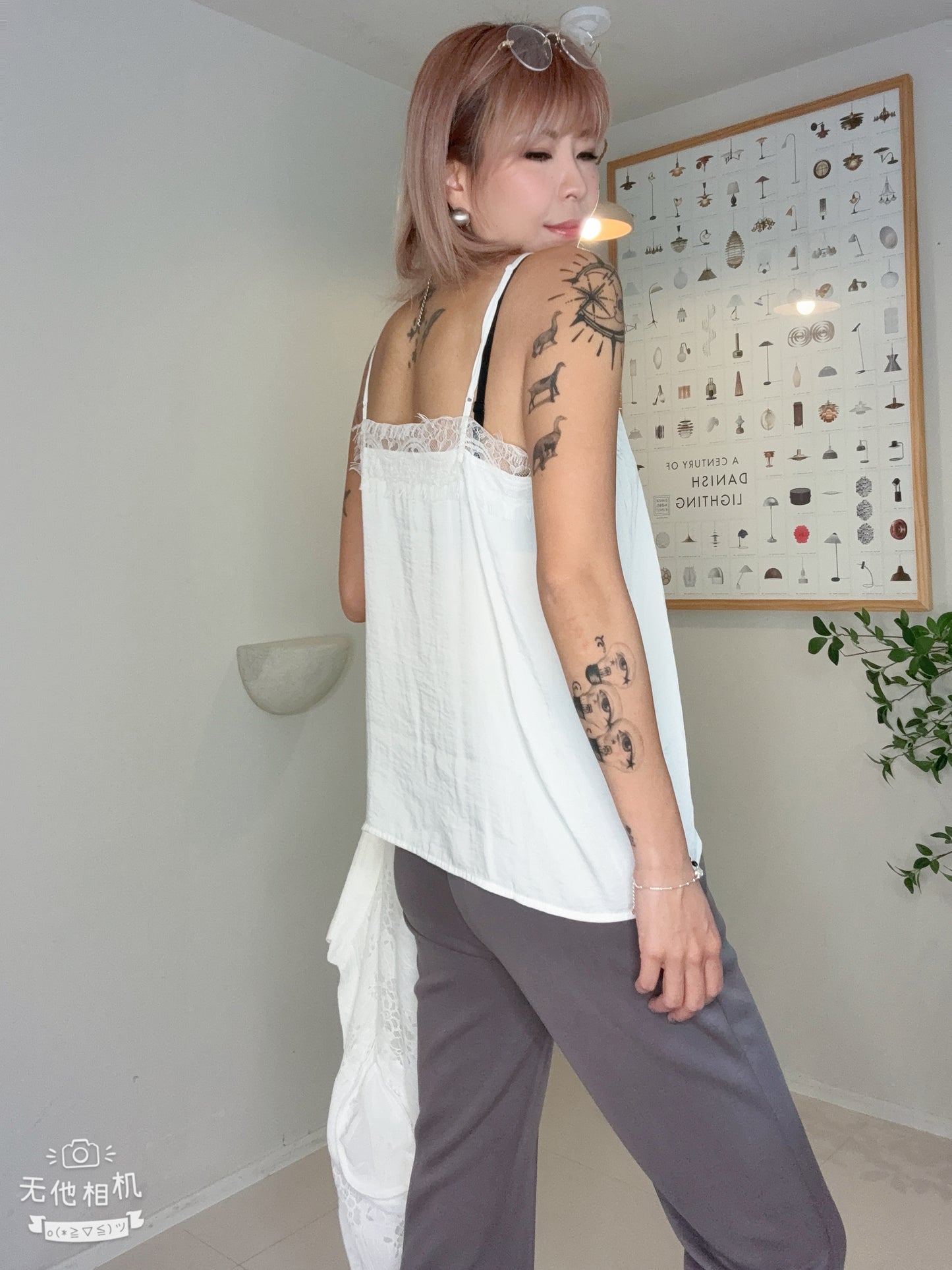 Lace trim cami #00672