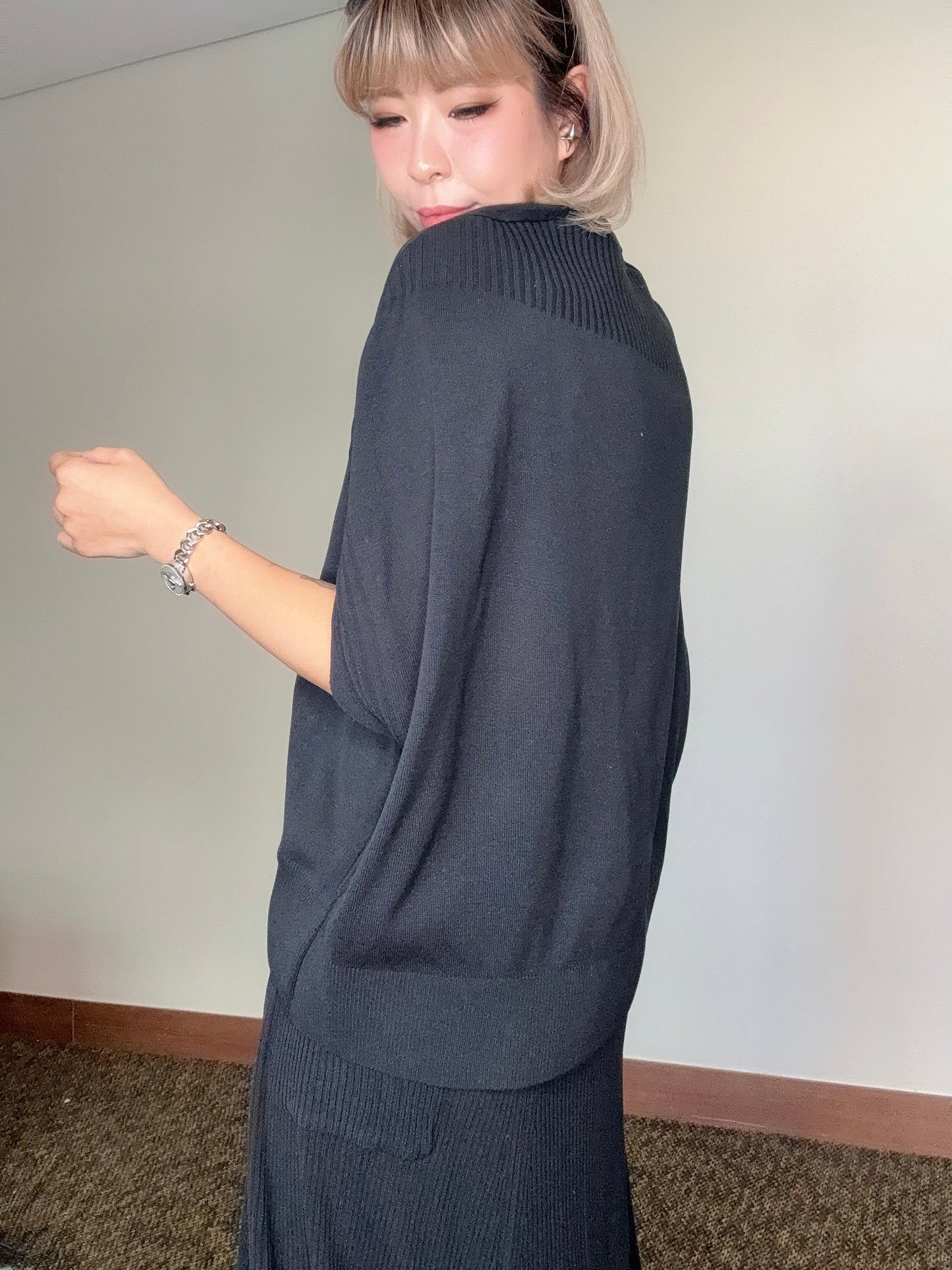 Batwing sleeves knit cardigan #00513
