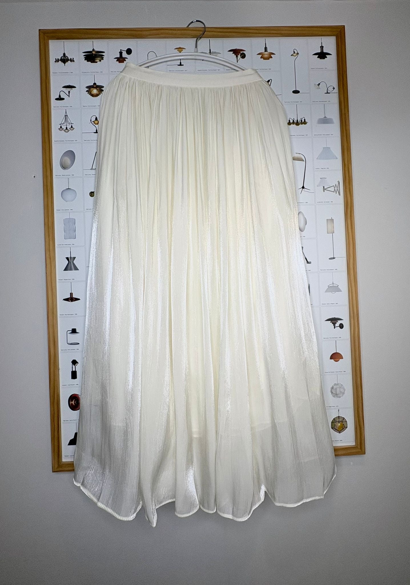 Full elastic satin skirt #00695
