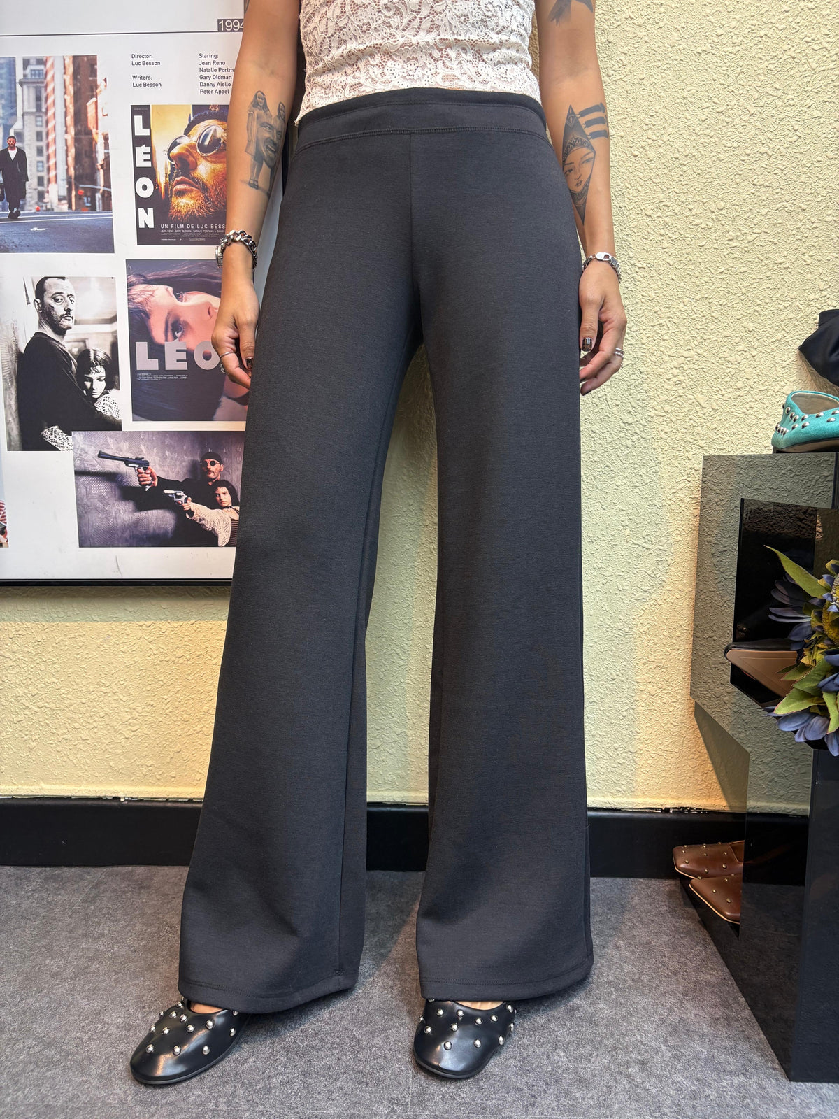 With skirt pants #00973