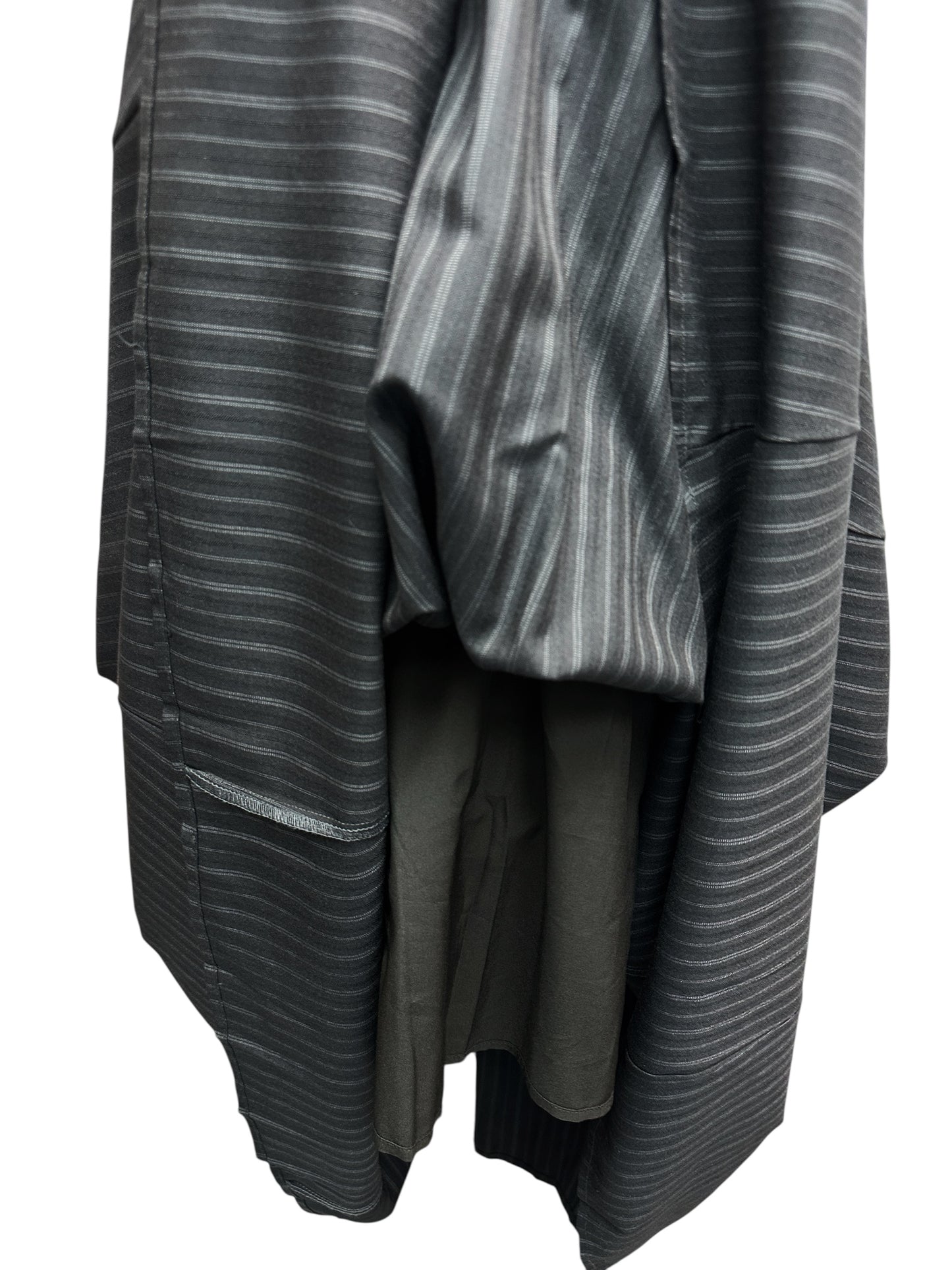 Straight strips skirt