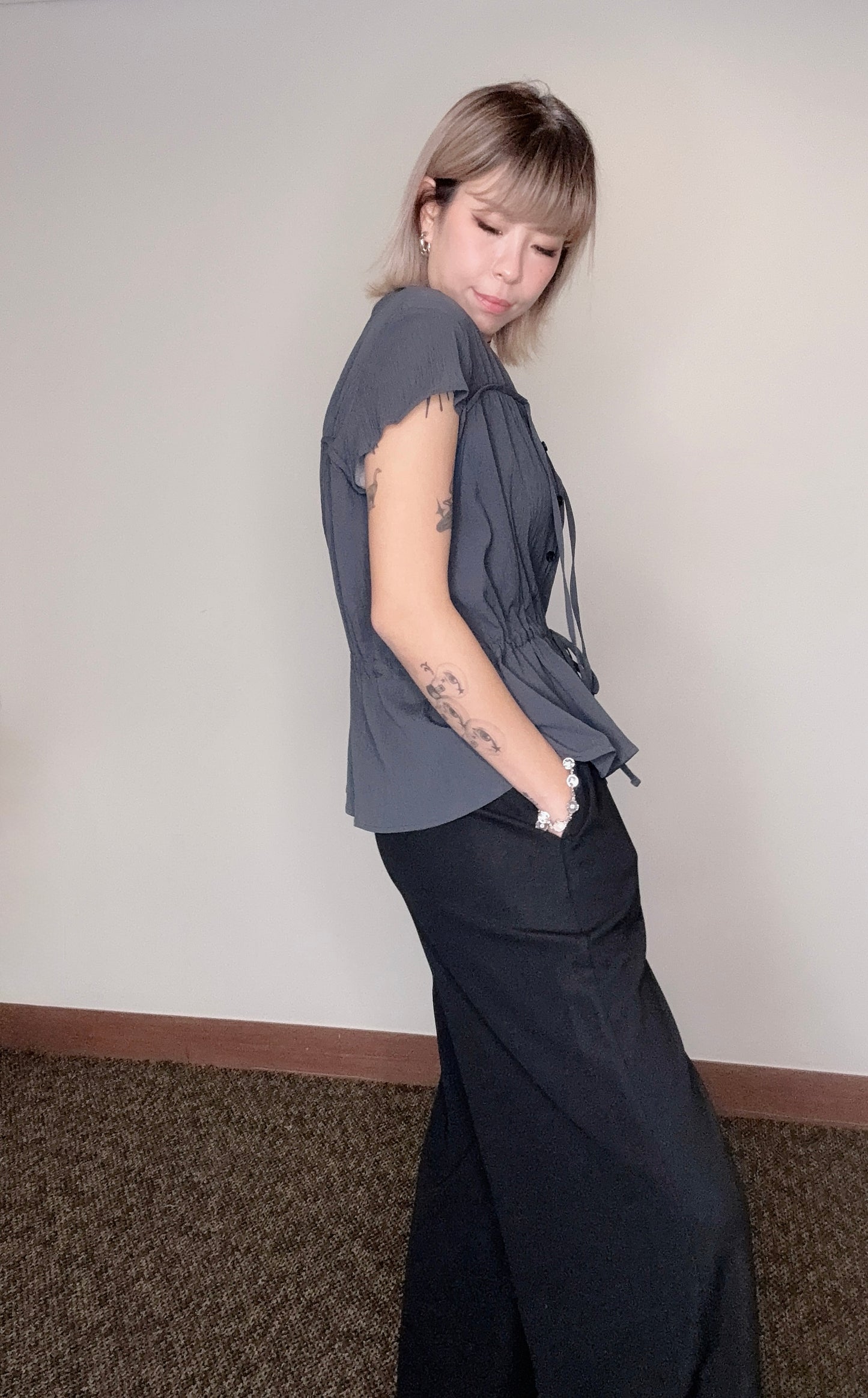 Crinkled fabric front button blouses#00518